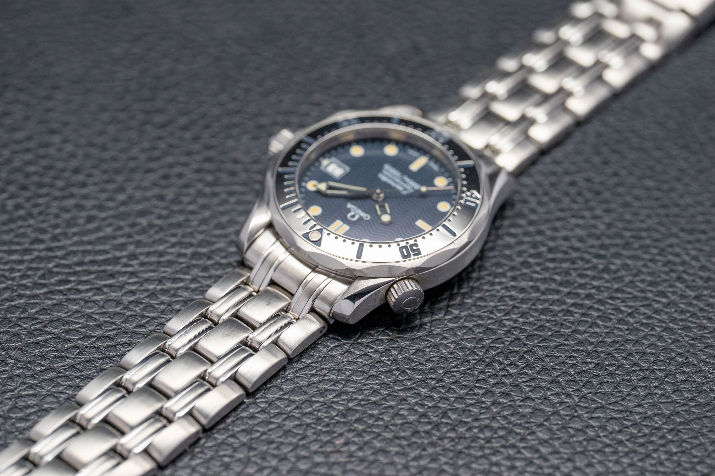 Omega Seamaster 300 2562.80 con quadrante blu, 1993