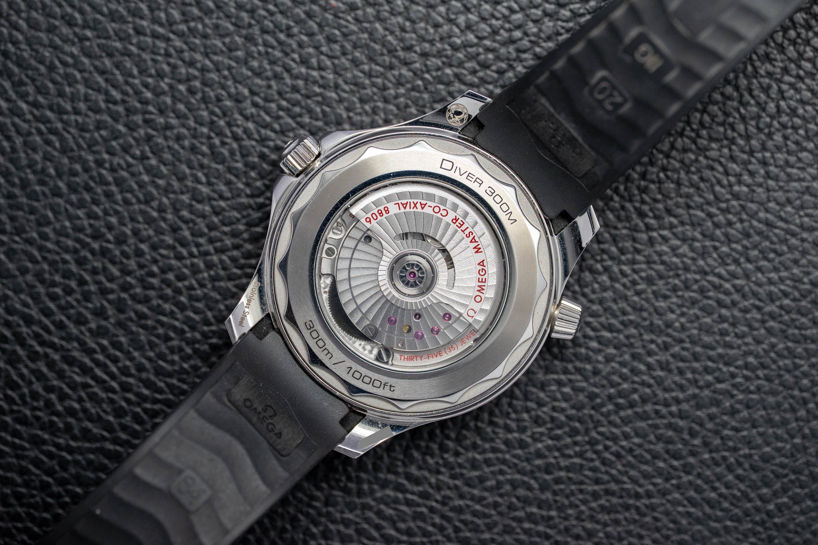 Omega Seamaster Diver 300M 210.32.42.20.01.003 FULLSET 2025 con scatola e PAPERS