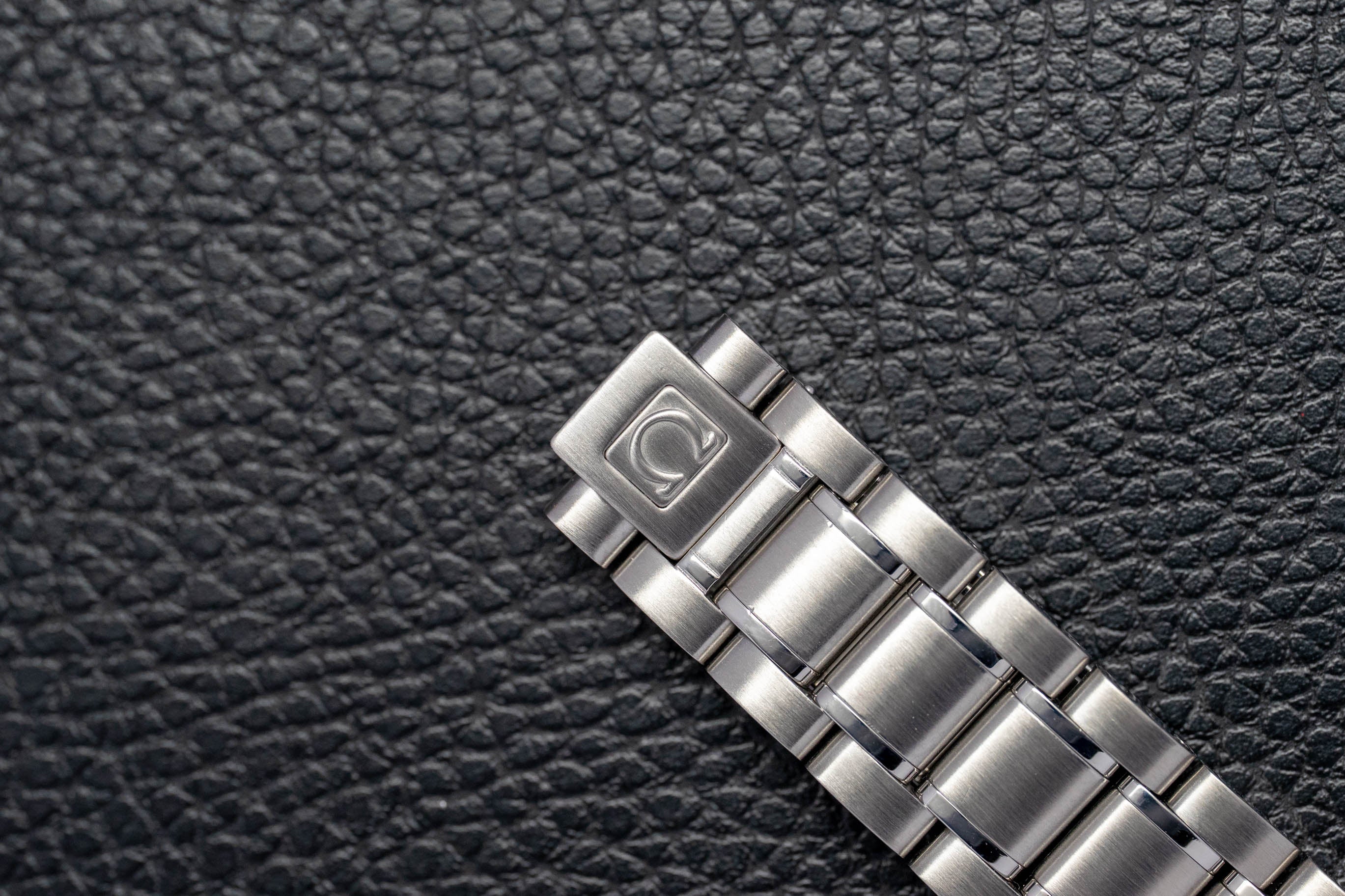 Omega Speedmaster Date 3513.30 FULLSET 2002 Box + PAPERS
