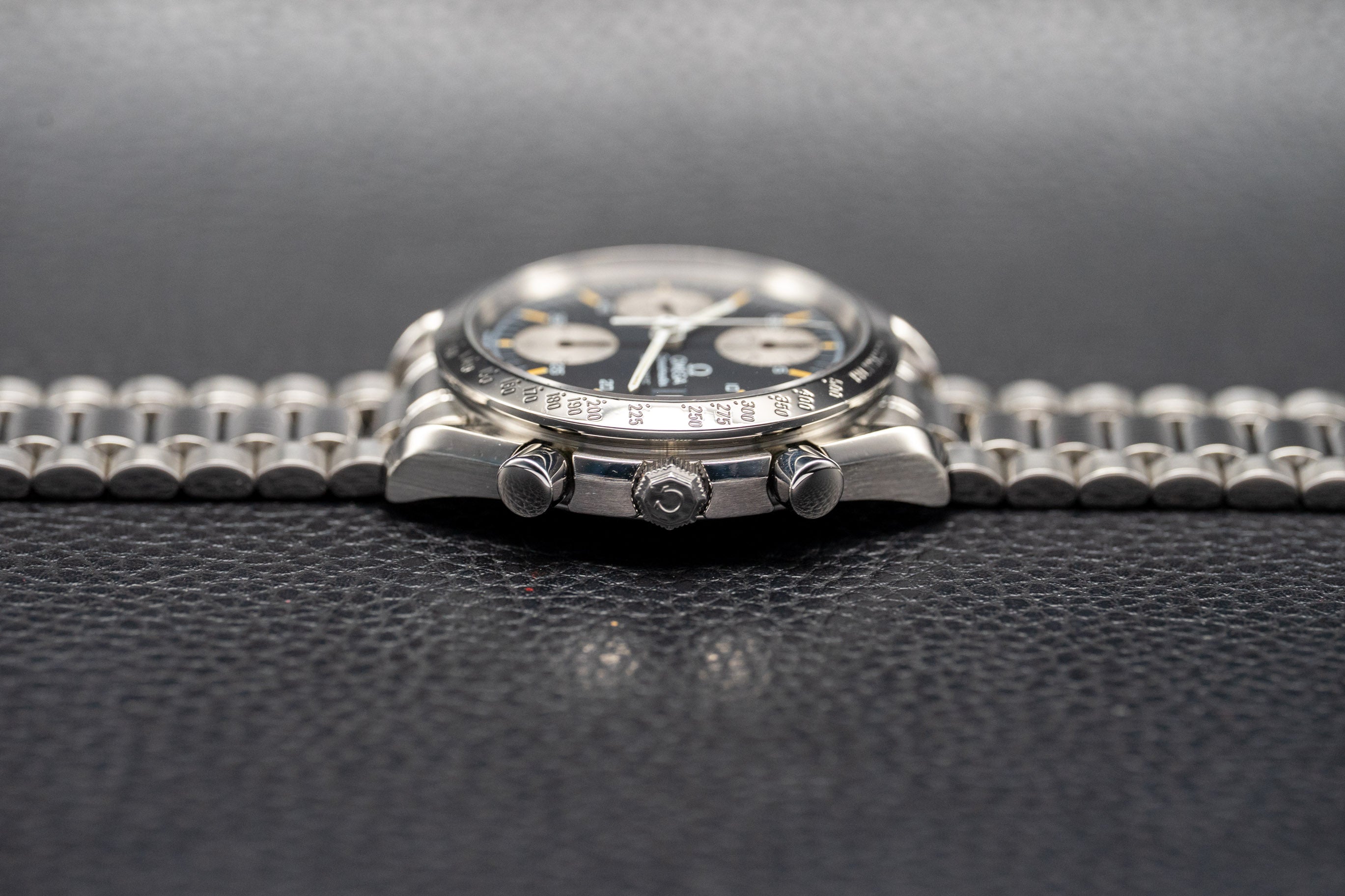Omega Speedmaster Date 3511.50 con quadrante nero, 1993
