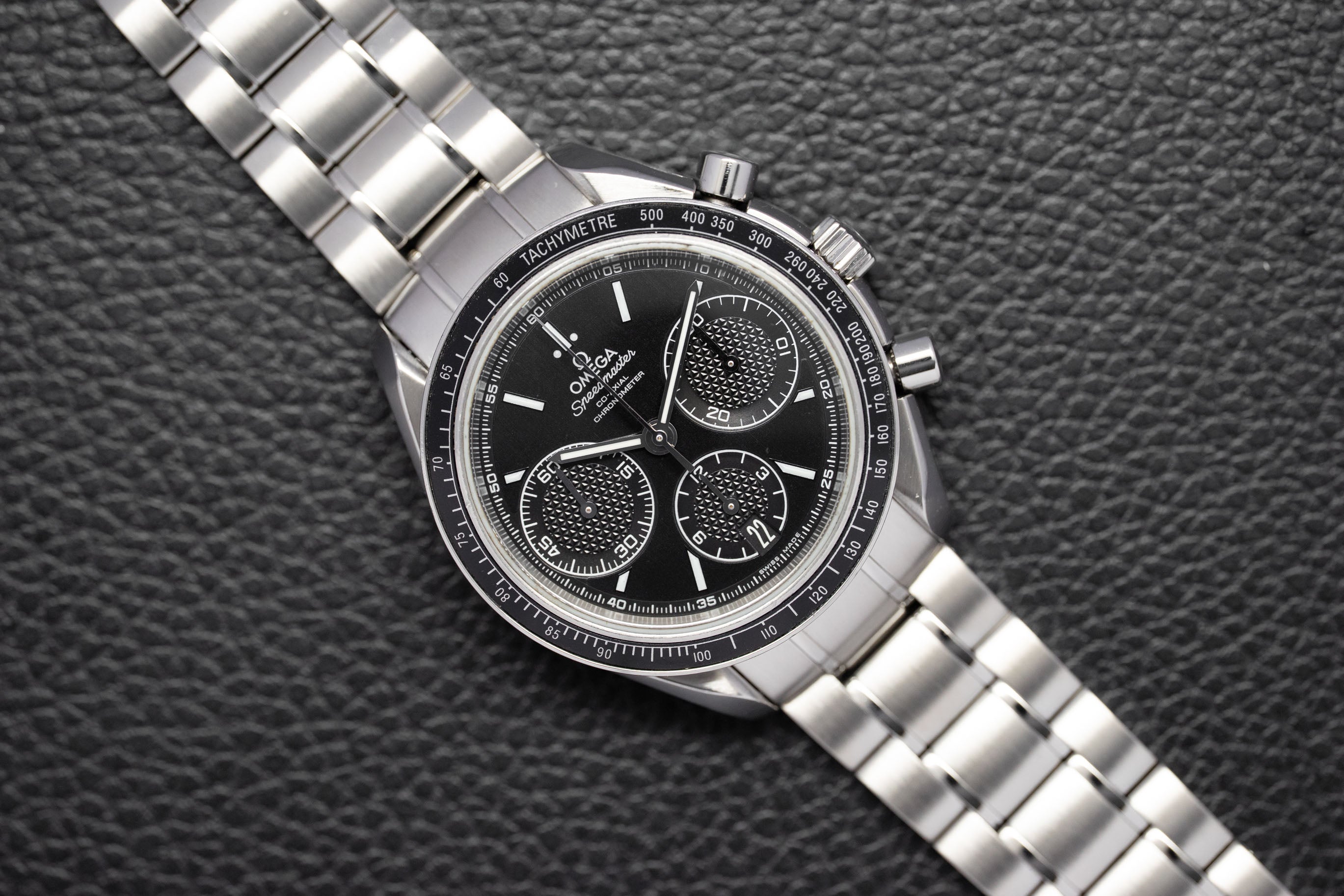 Omega Speedmaster Racing 326.30.40.50.01.001 Fullset 2018 Box+Papers