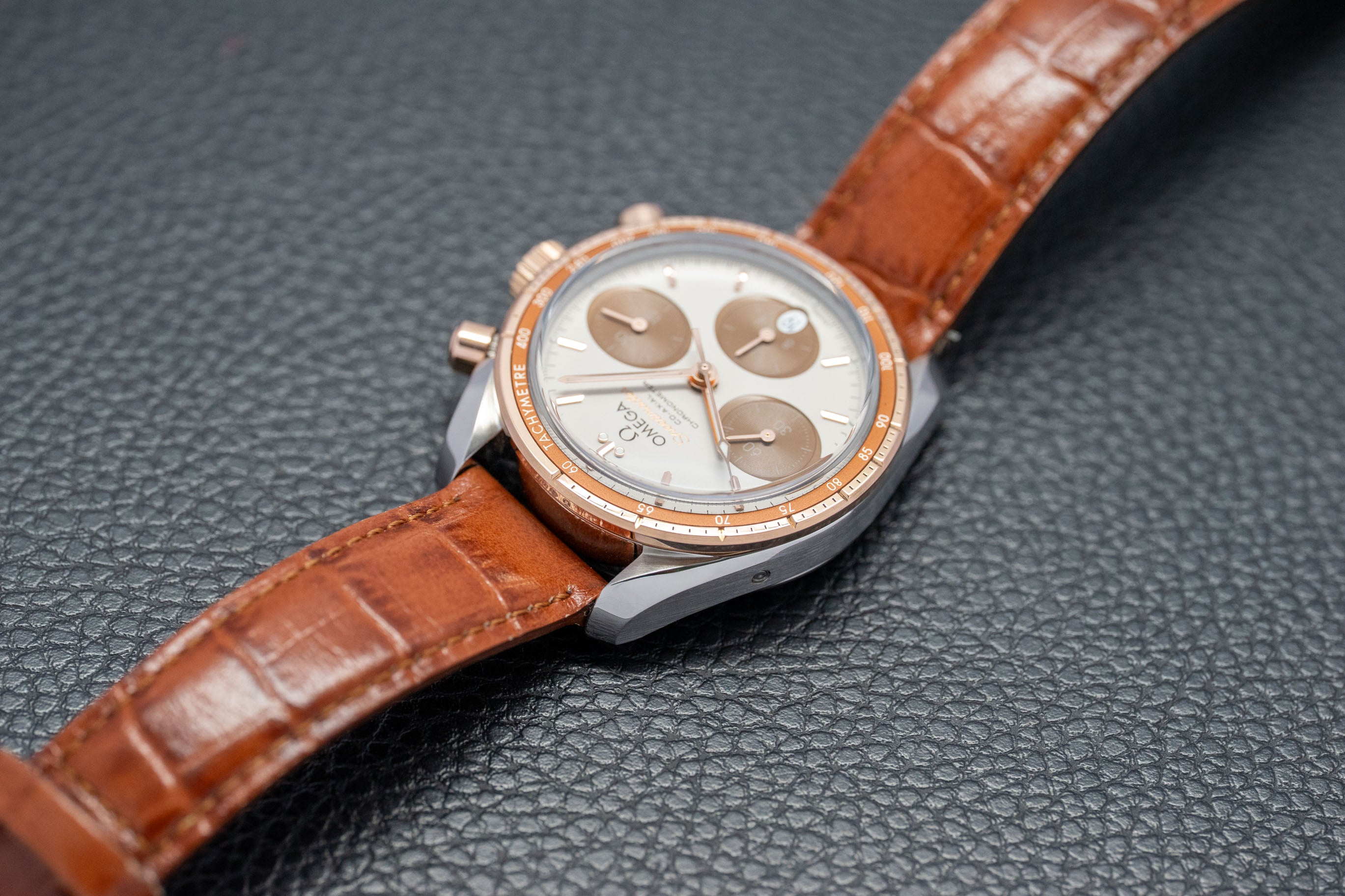 Omega Speedmaster 38 324.23.38.50.02.002 FULLSET 2024 Box + PAPERS