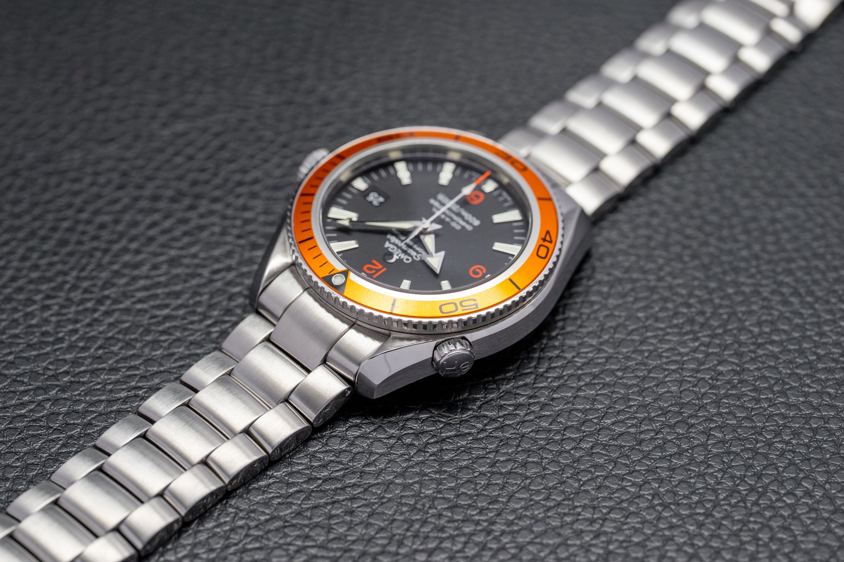 Omega Seamaster Planet Ocean 2209.50, FULLSET de 2011, caja y PAPERS