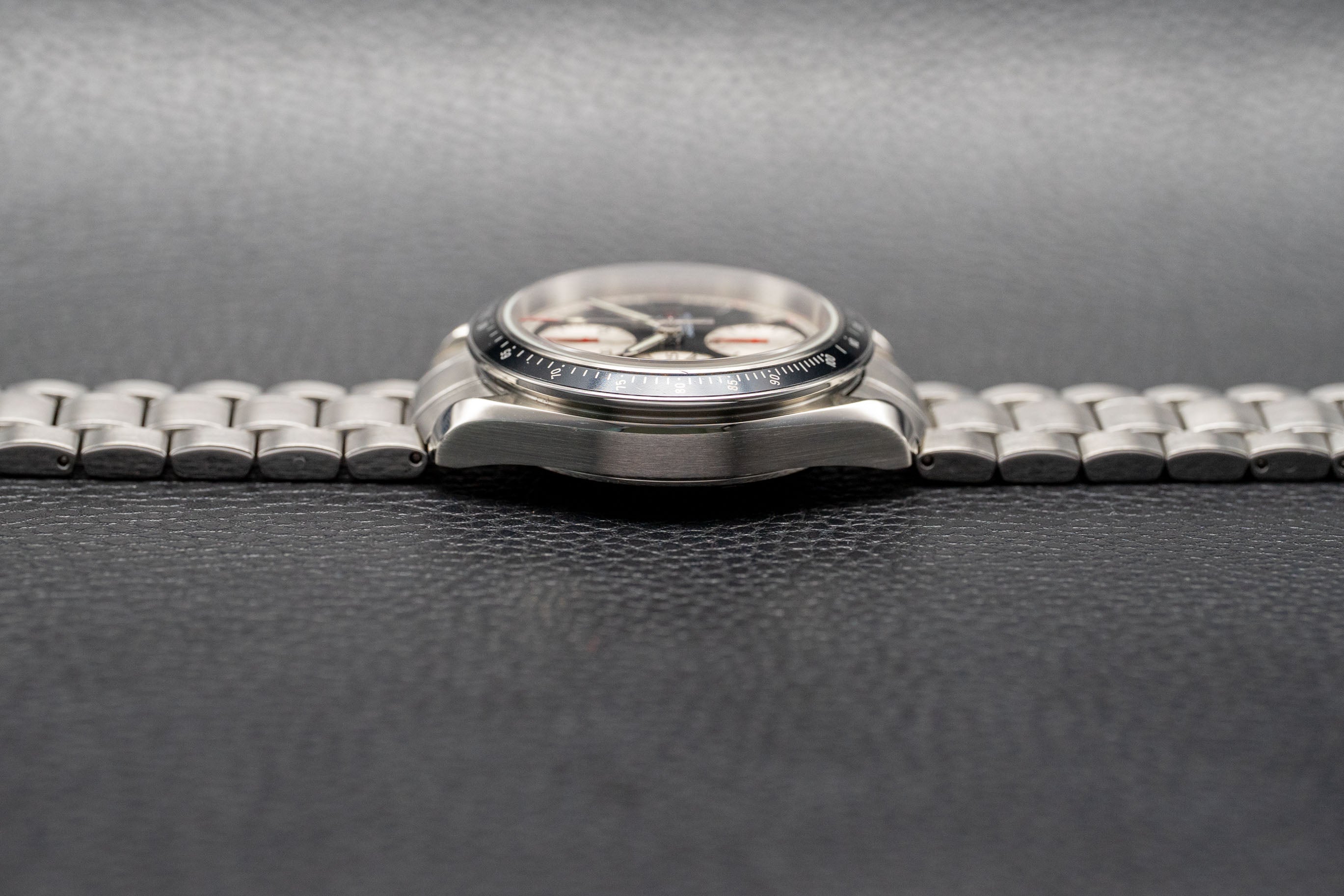Omega Speedmaster Date 3210.51, FULLSET de 2013, caja y PAPERS