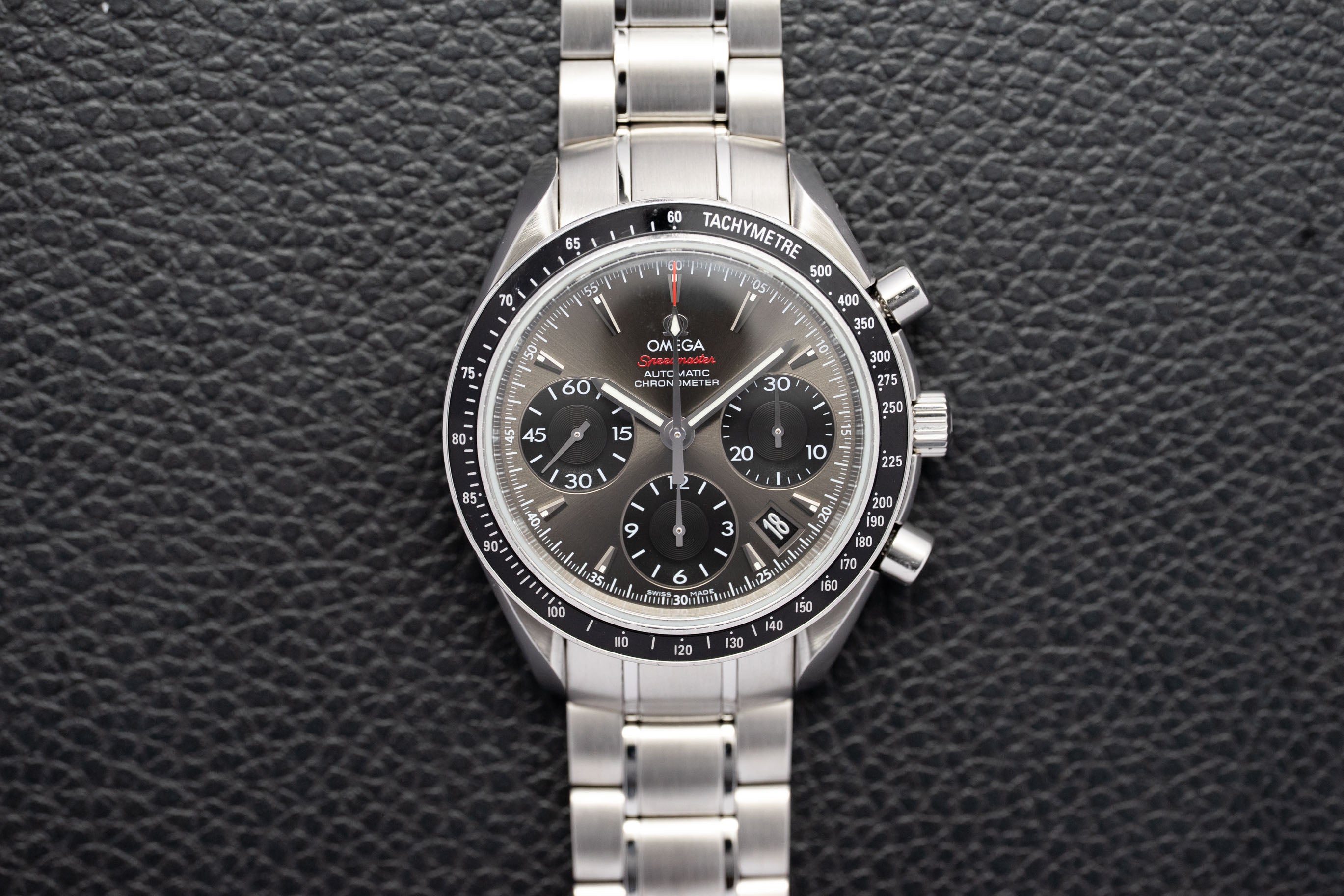 Omega Speedmaster Date 323.30.40.40.06.001 FULLSET 2016 Box + PAPERS