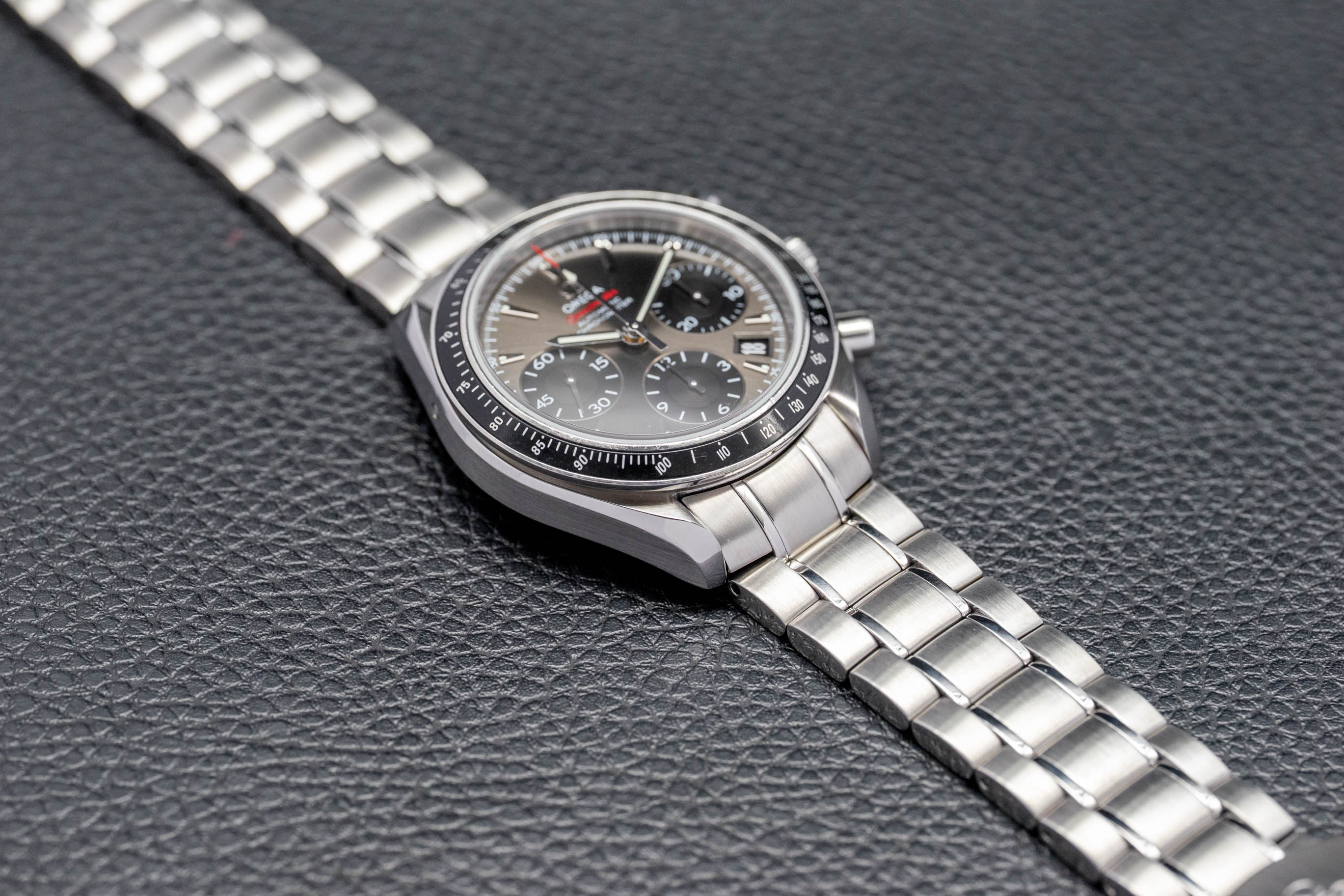 Omega Speedmaster Date 323.30.40.40.06.001 FULLSET 2016 Box + PAPERS