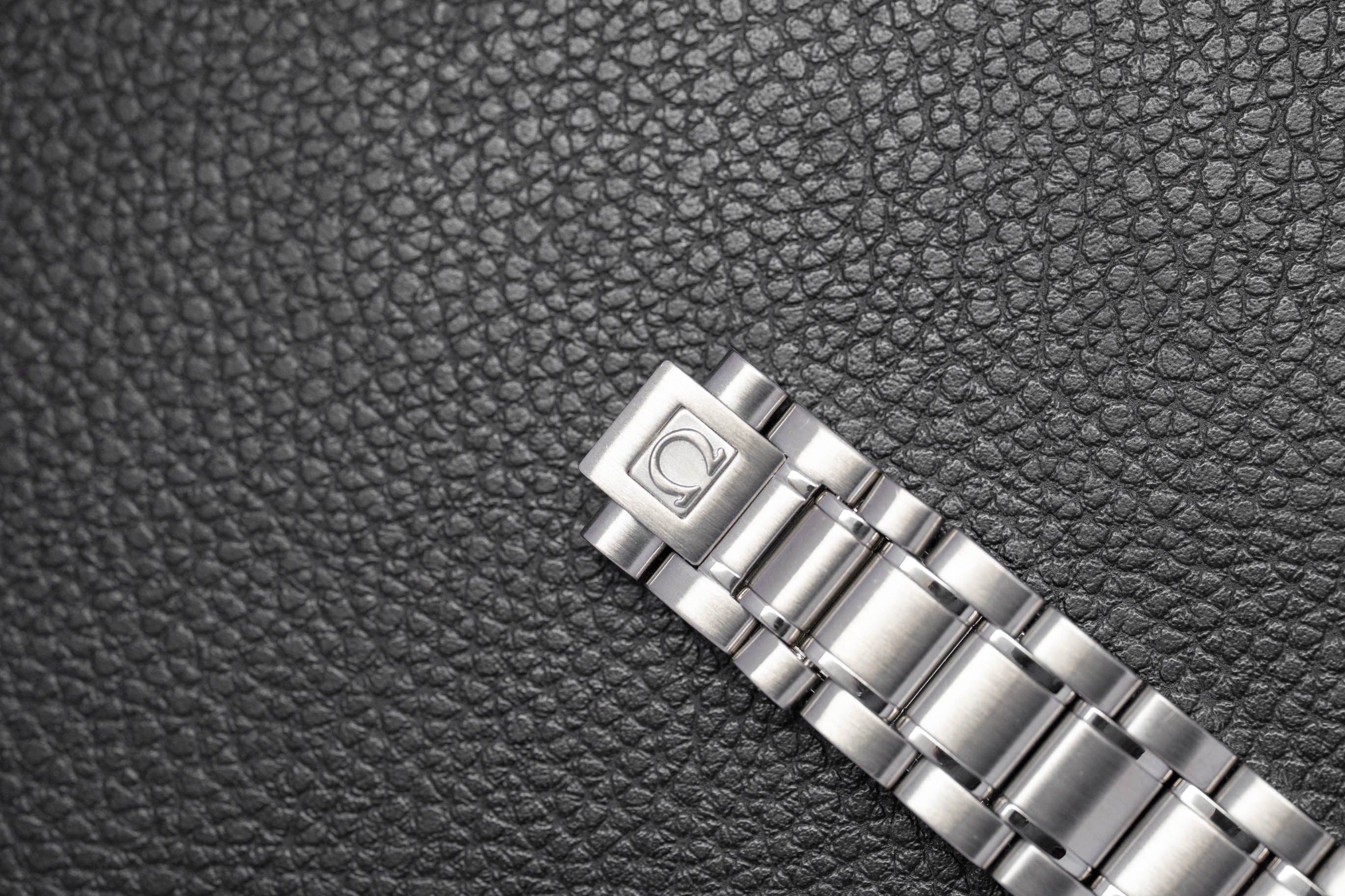 Omega Speedmaster Day Date 3523.30 FULLSET 2001 Box + PAPERS