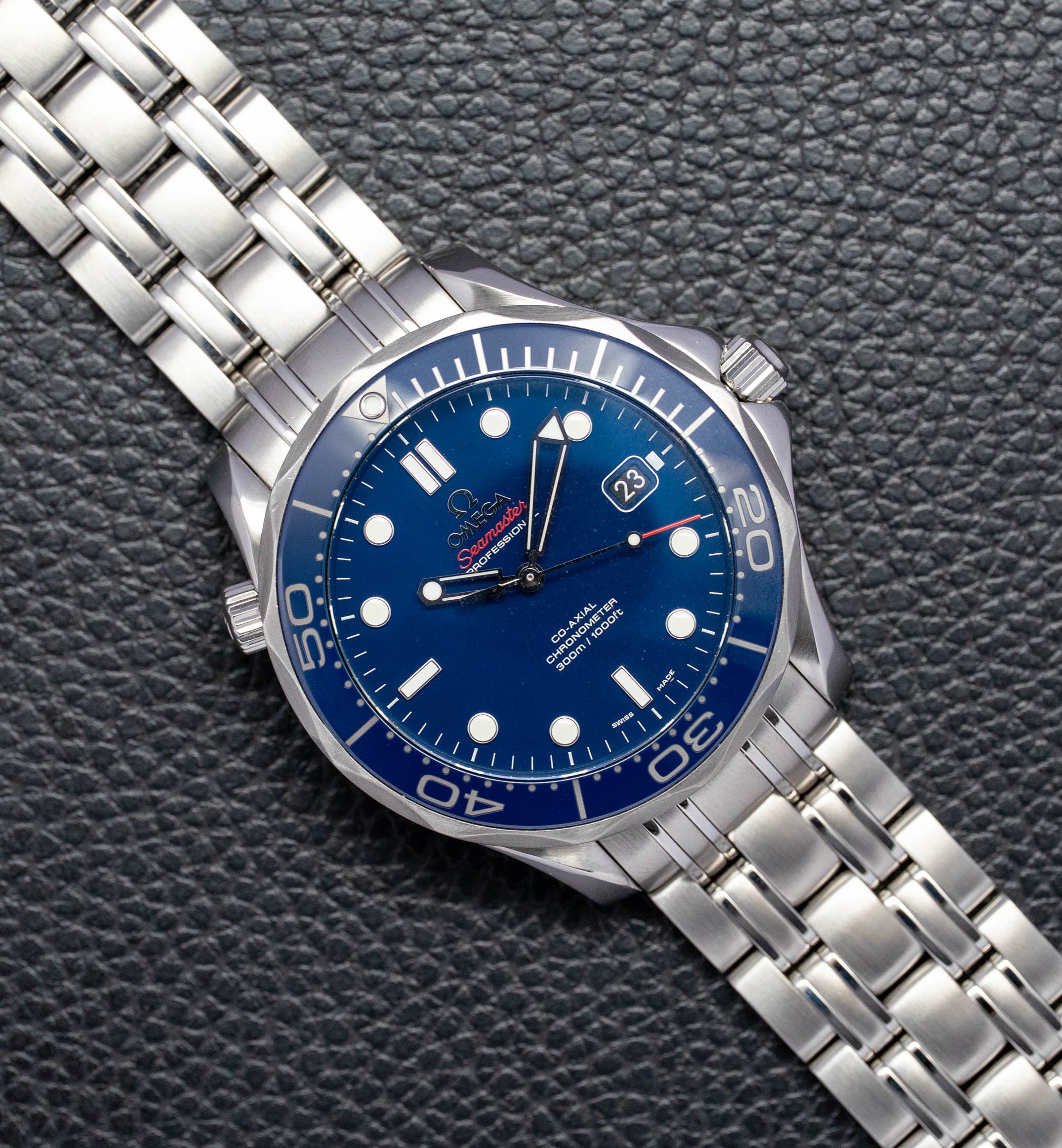 Omega Seamaster Diver 300 212.30.41.20.03.001 Blue Dial 2008