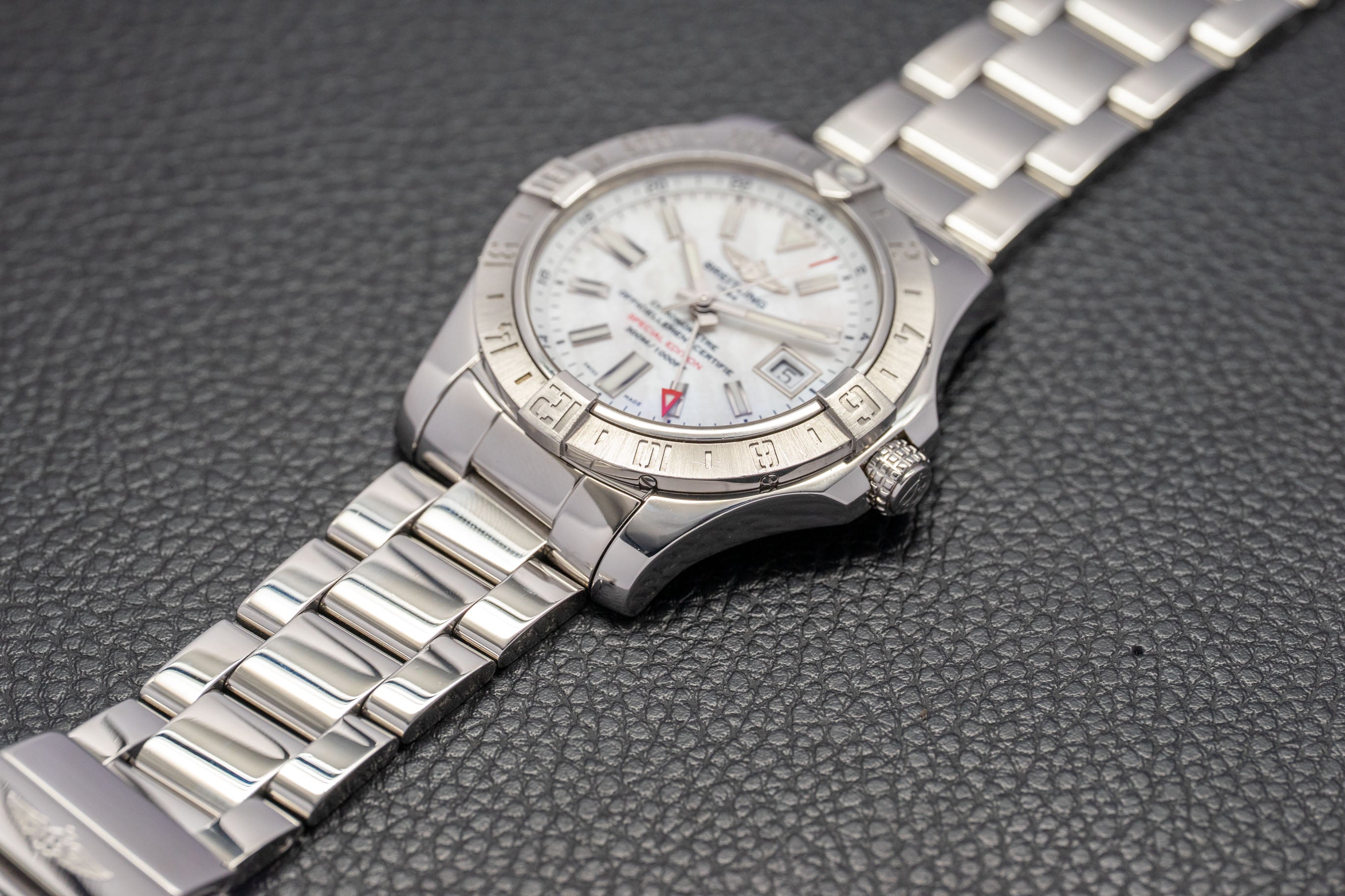 Breitling Avenger II GMT A32390 FULLSET 2021 con scatola e PAPERS