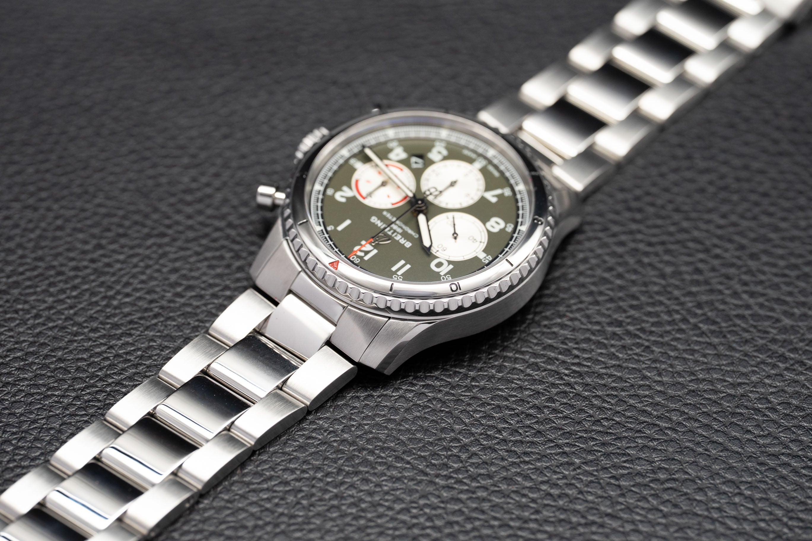 Breitling Aviator 8 AB0119 FULLSET 2024 con scatola e PAPERS
