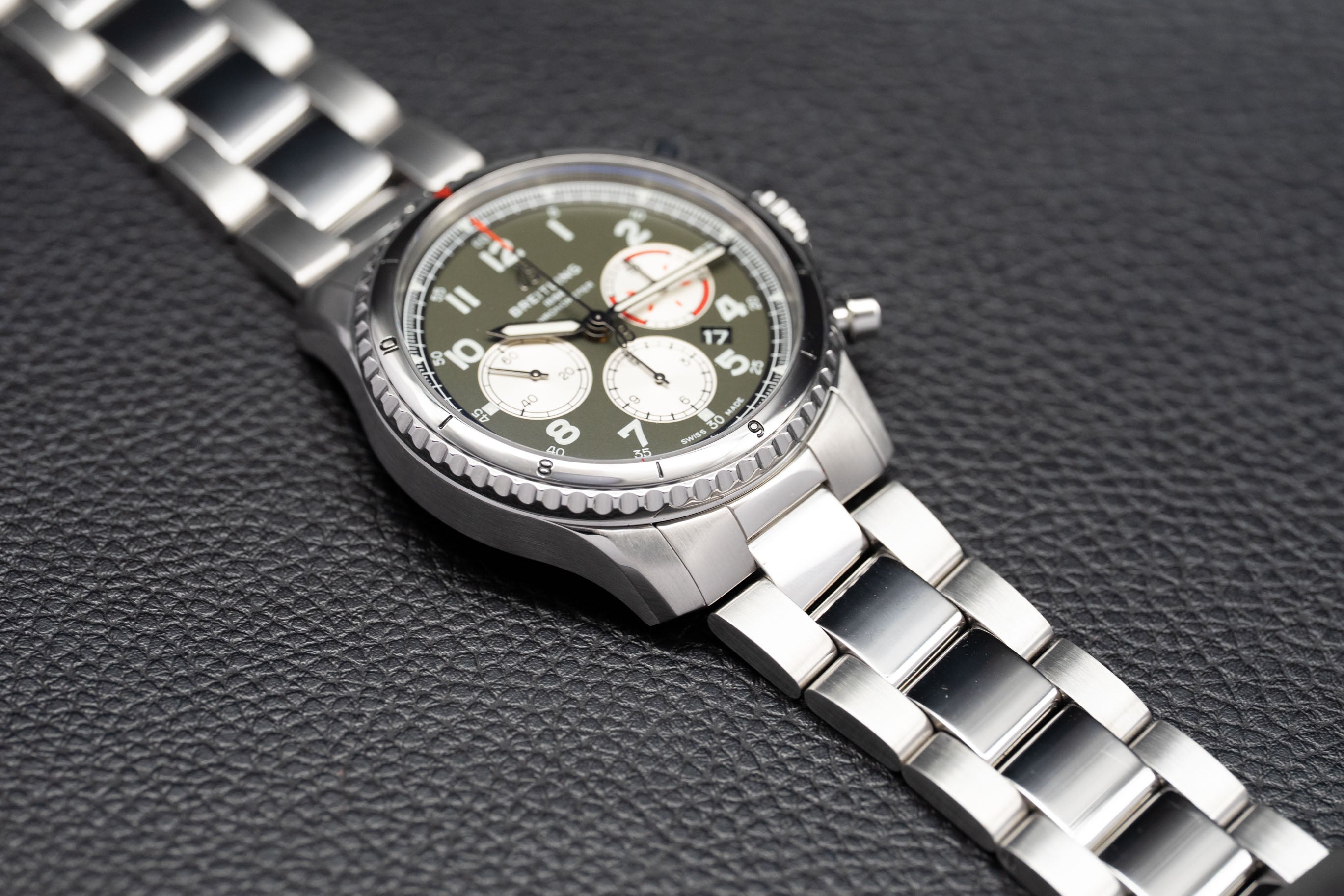 Breitling Aviator 8 AB0119 FULLSET 2024 con scatola e PAPERS