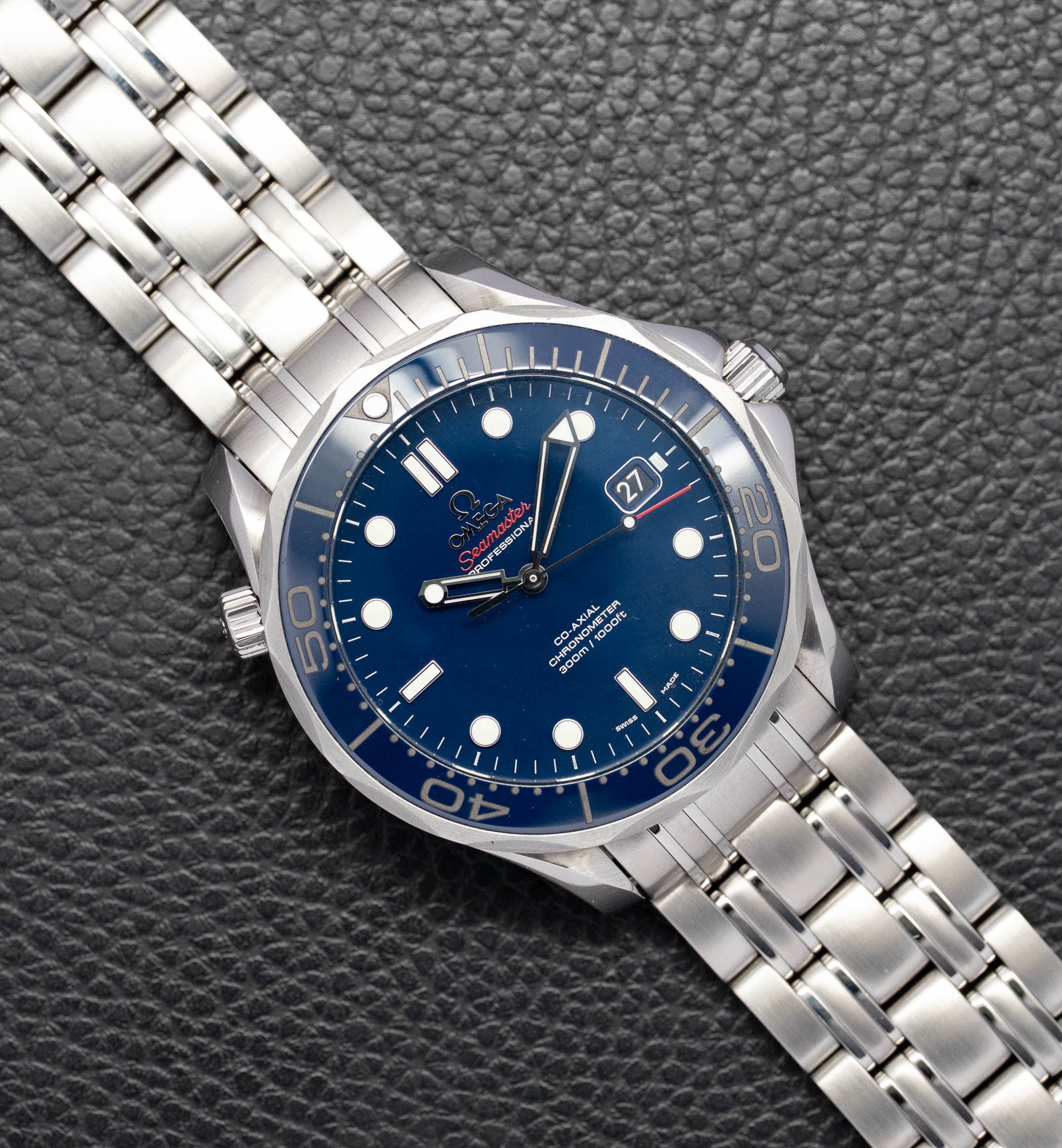 Omega Seamaster Diver 300 212.30.41.20.03.001 Blue Dial 2010