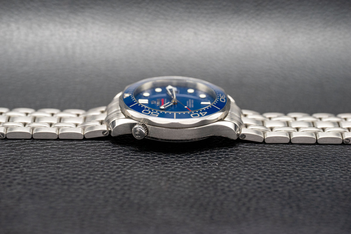 Omega Seamaster Diver 300 212.30.41.20.03.001 Blue Dial 2010