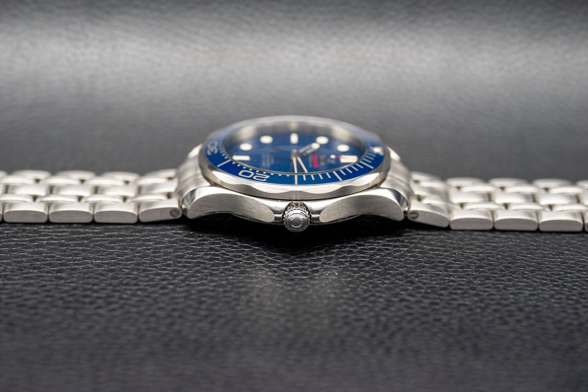 Omega Seamaster Diver 300 212.30.41.20.03.001 Blue Dial 2010