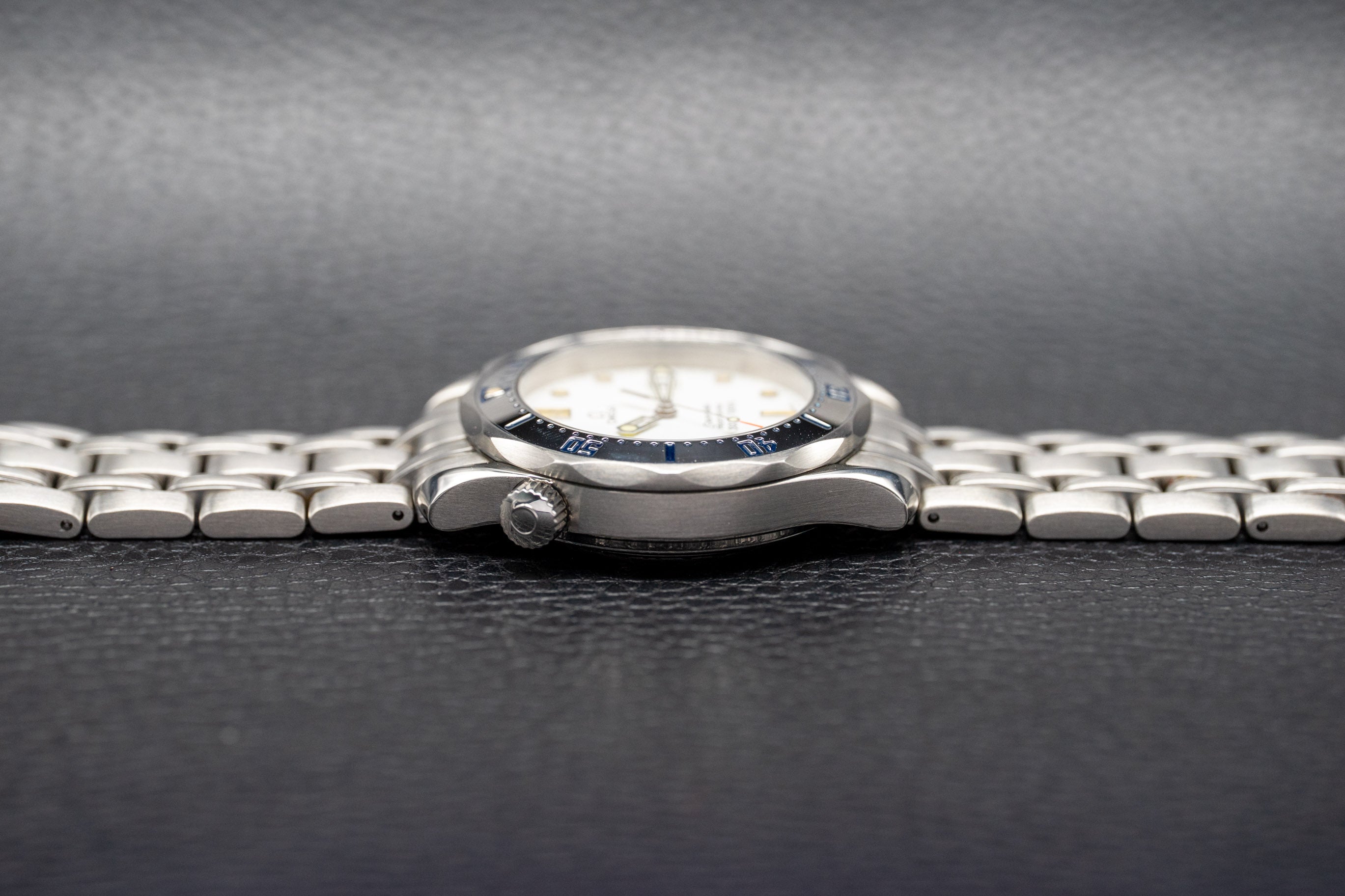 Omega Seamaster 300 2562.20 FULLSET 1995 Box + PAPERS