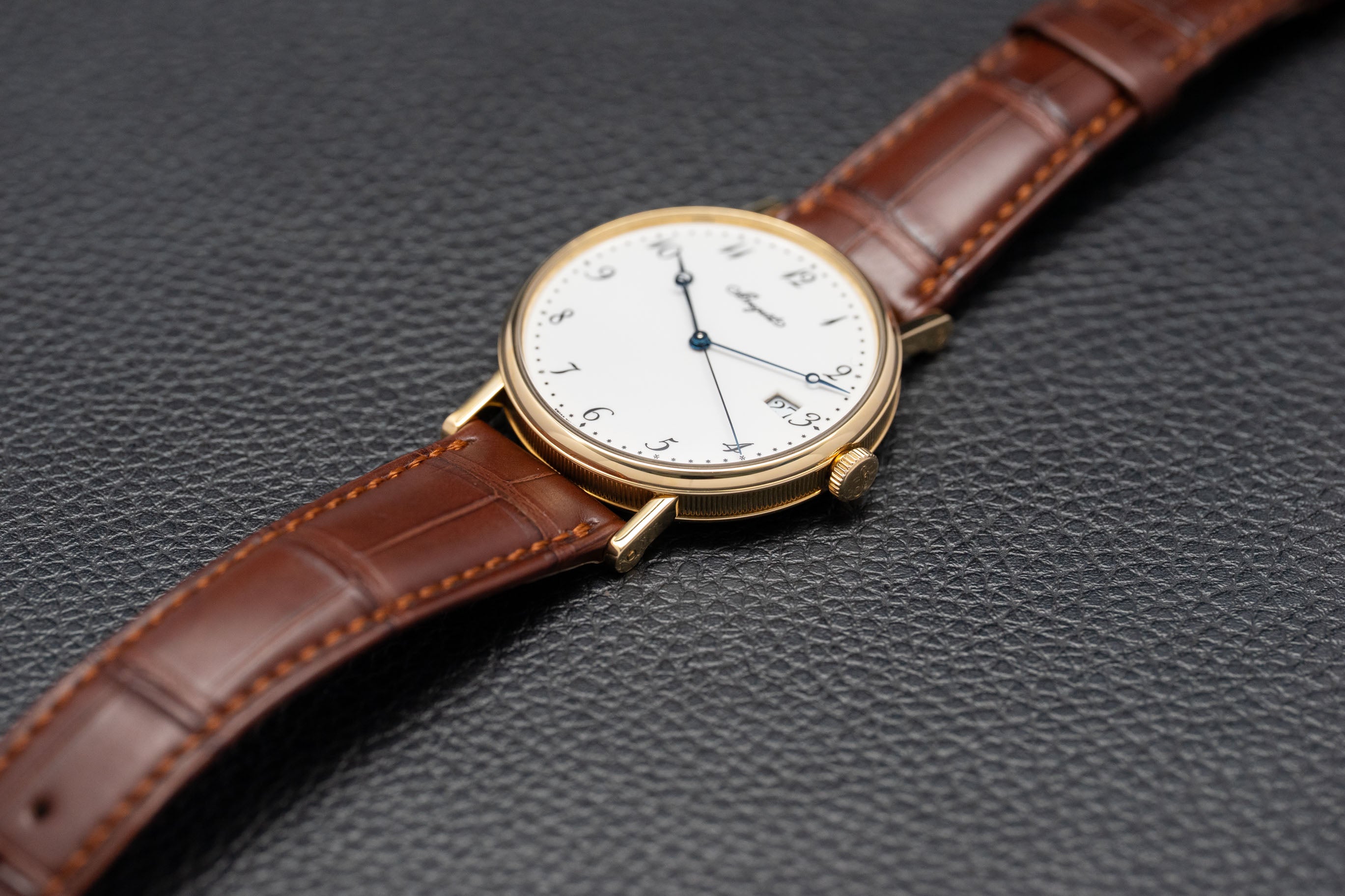 Breguet Classique 5177BA/29/9V6 con quadrante smaltato, FULLSET 2017, scatola e PAPERS