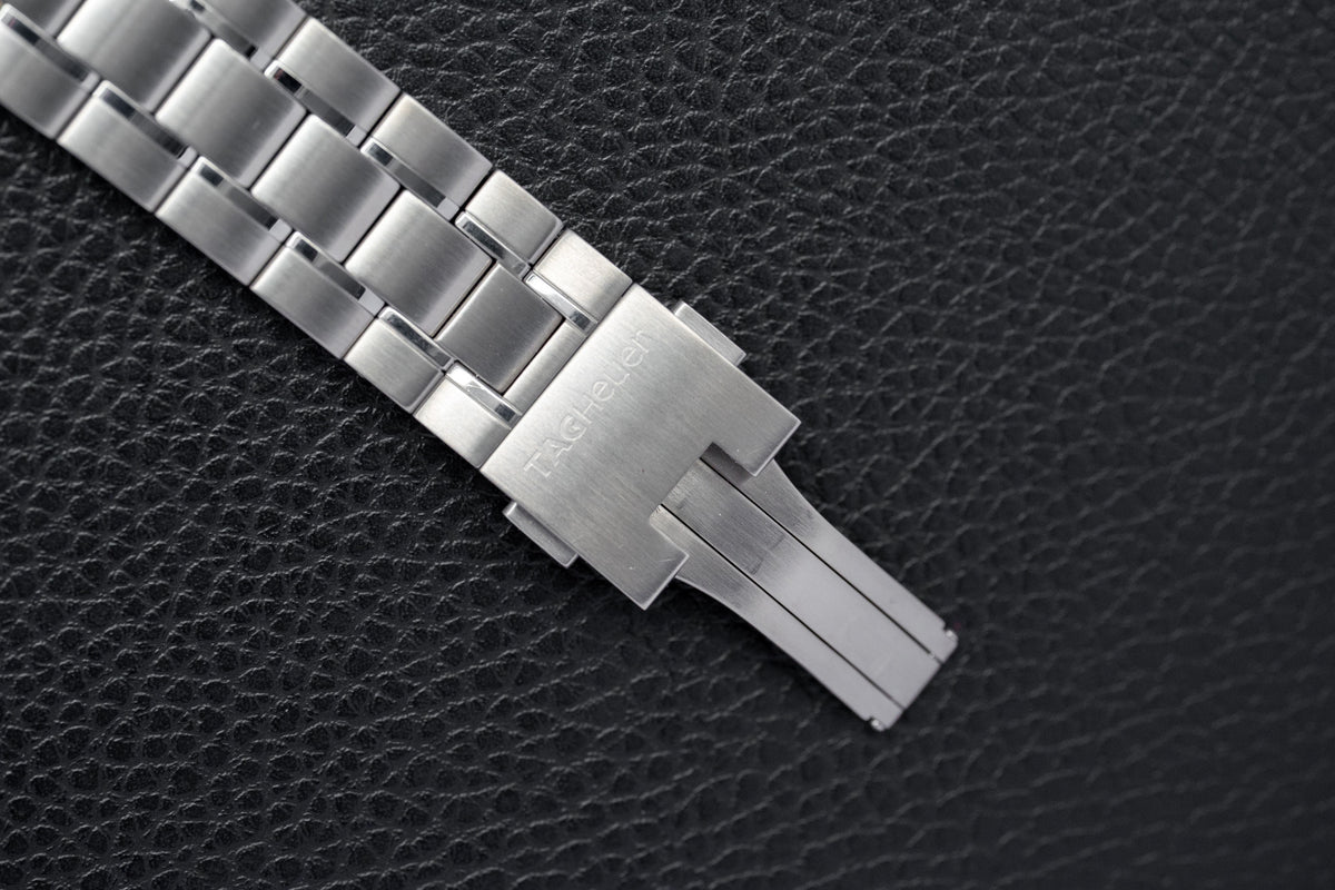Tag Heuer Carrera Calibre 16 CV2010 Black Dial 2010