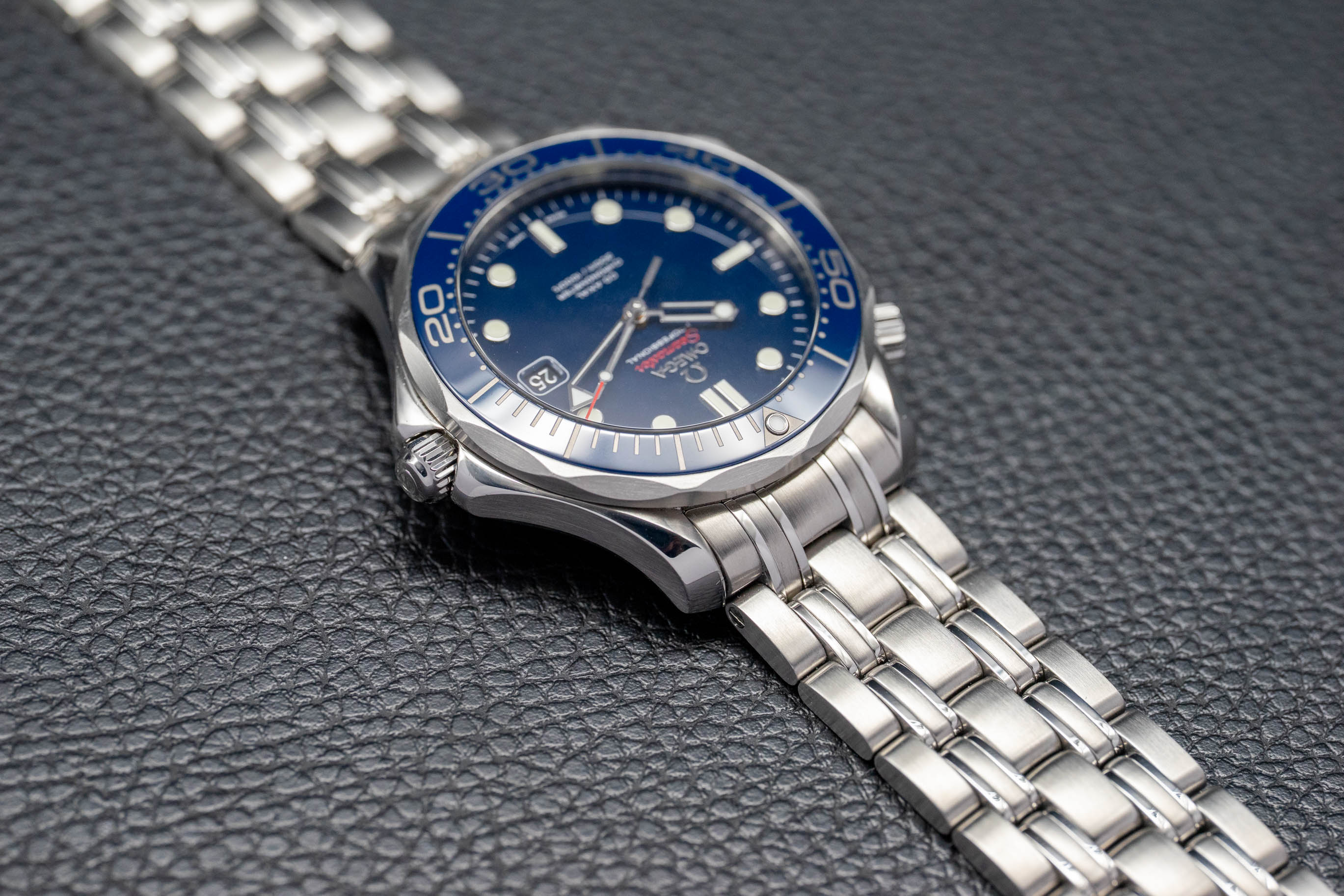 Omega Seamaster Diver 300 212.30.41.20.03.001 Fullset 2016 Box+Papers