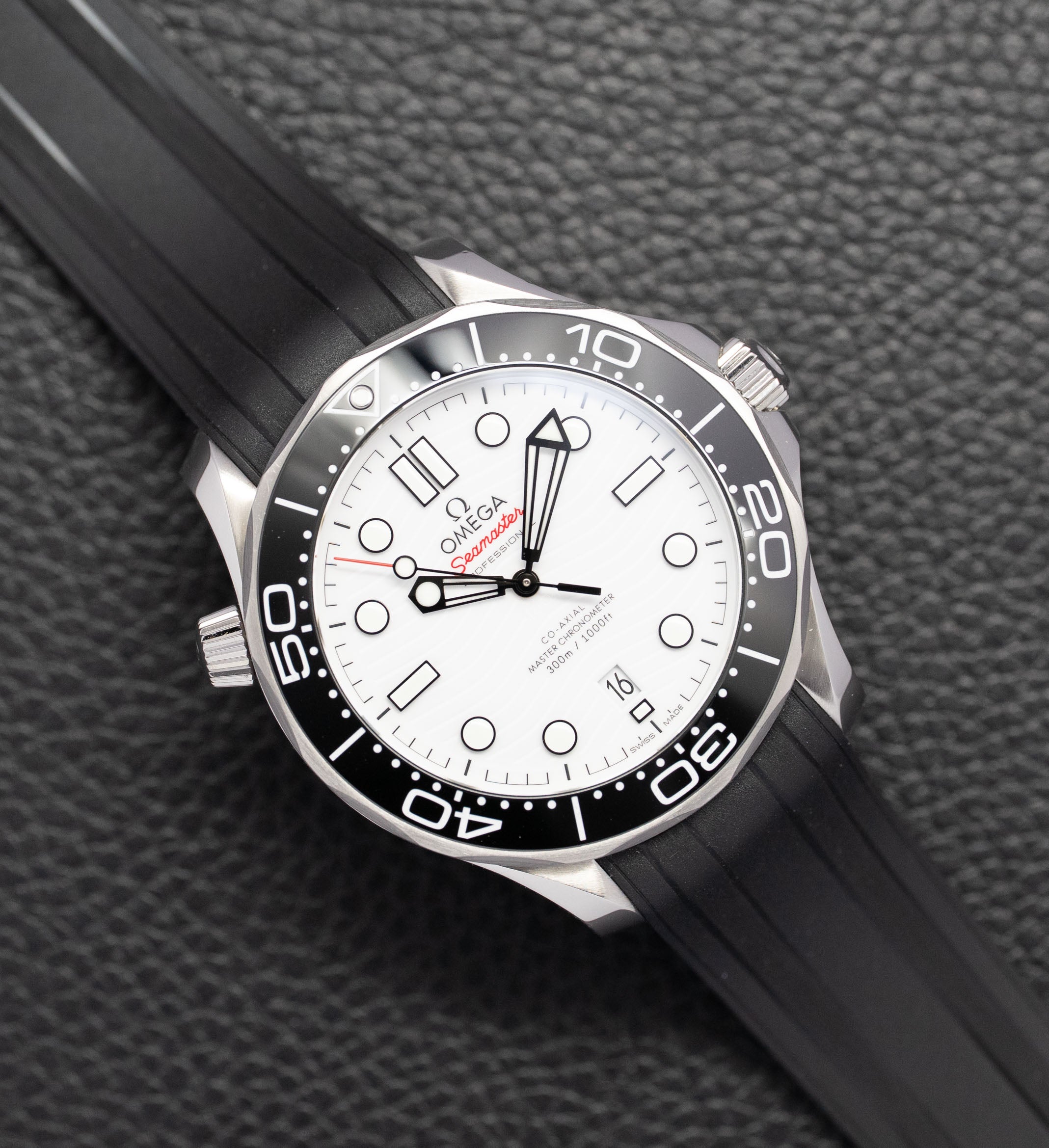 Omega Seamaster Diver 300 210.32.42.20.04.001 Fullset 2025 Box+Papers