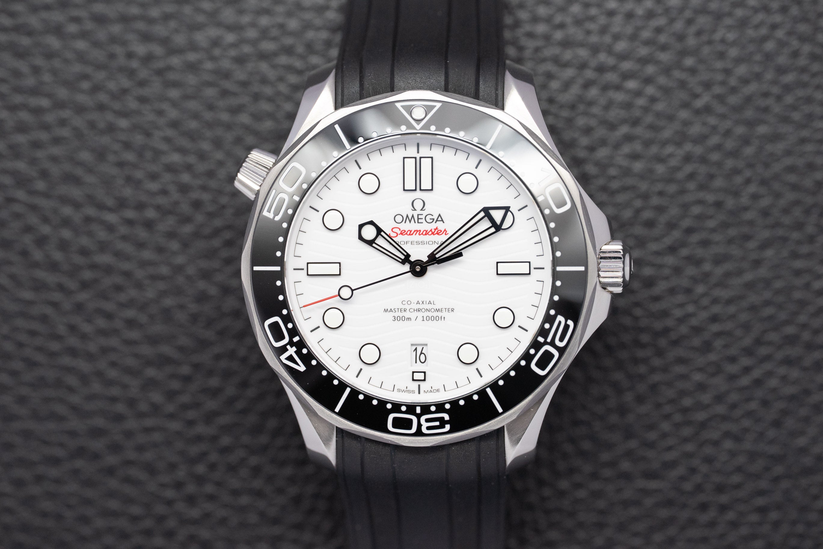 Omega Seamaster Diver 300 210.32.42.20.04.001 Fullset 2025 Box+Papers