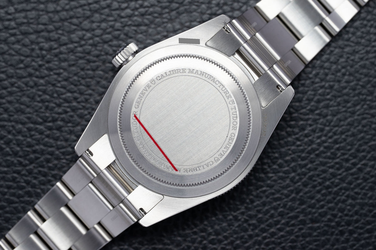 Tudor Black Bay 68 M7943A1A0NU-0001 Fullset 2025 Box+Papers