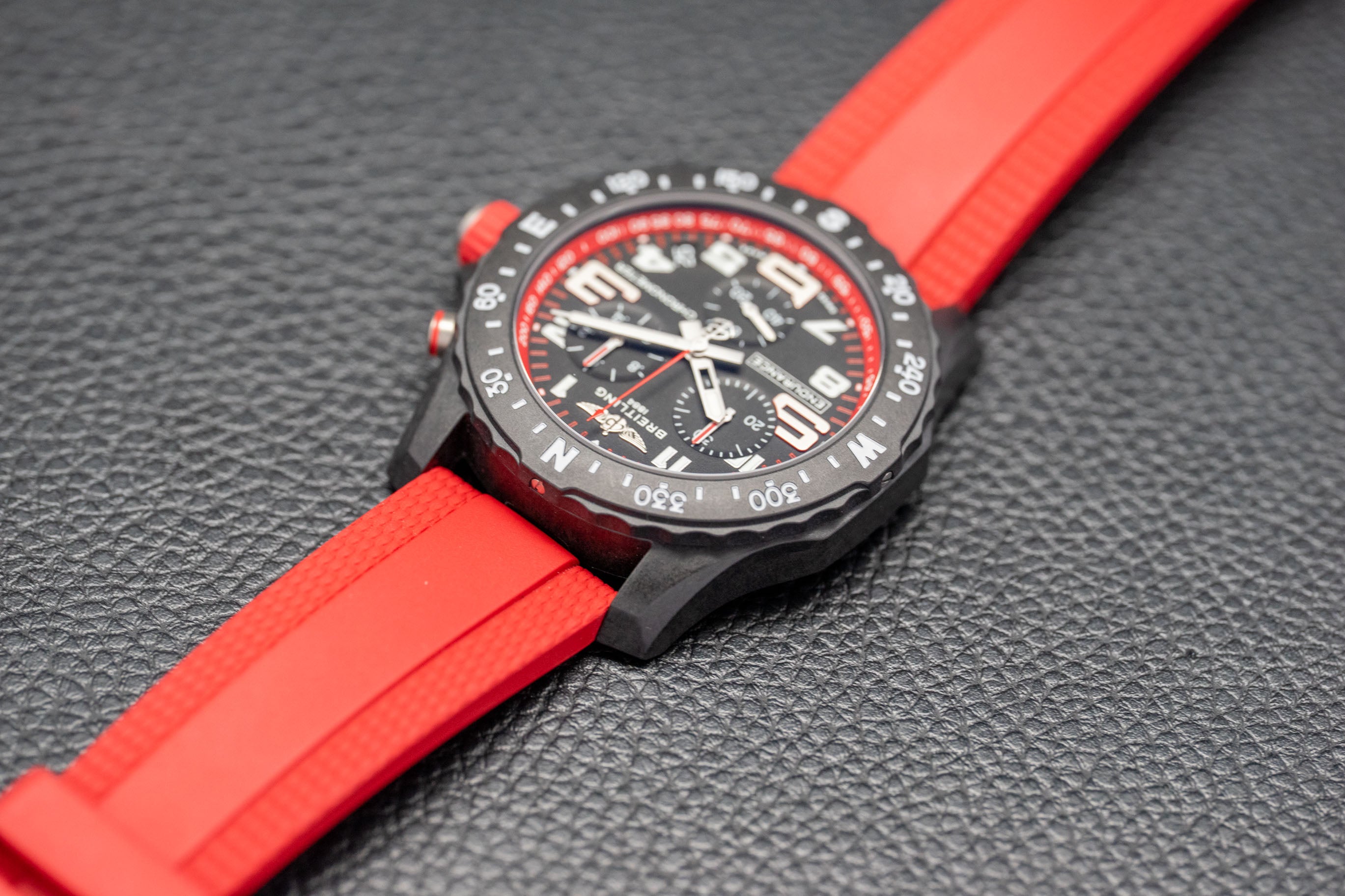 Breitling Endurance Pro X82310 Fullset 2025 Box+Papers
