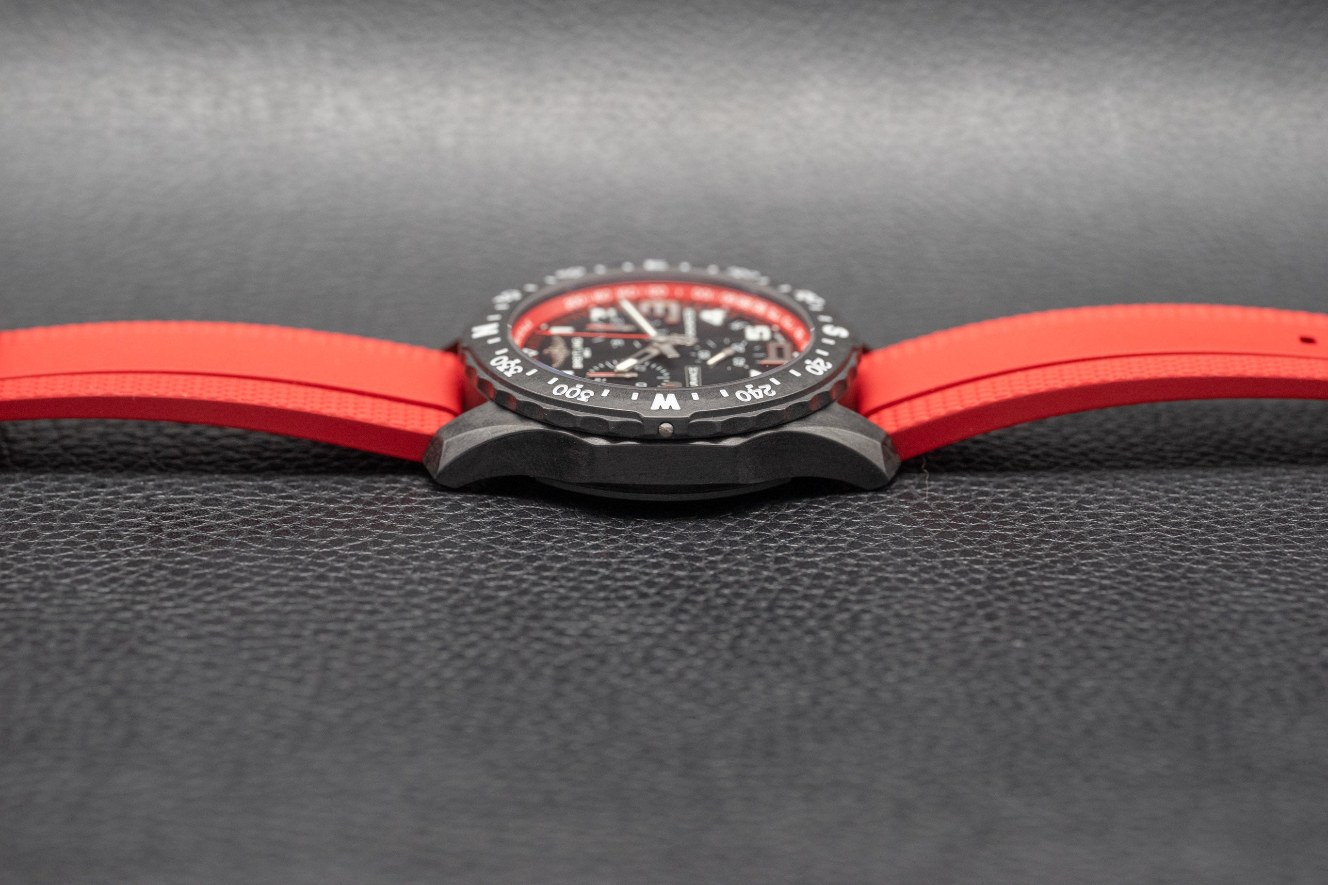 Breitling Endurance Pro X82310 Fullset 2025 Box+Papers