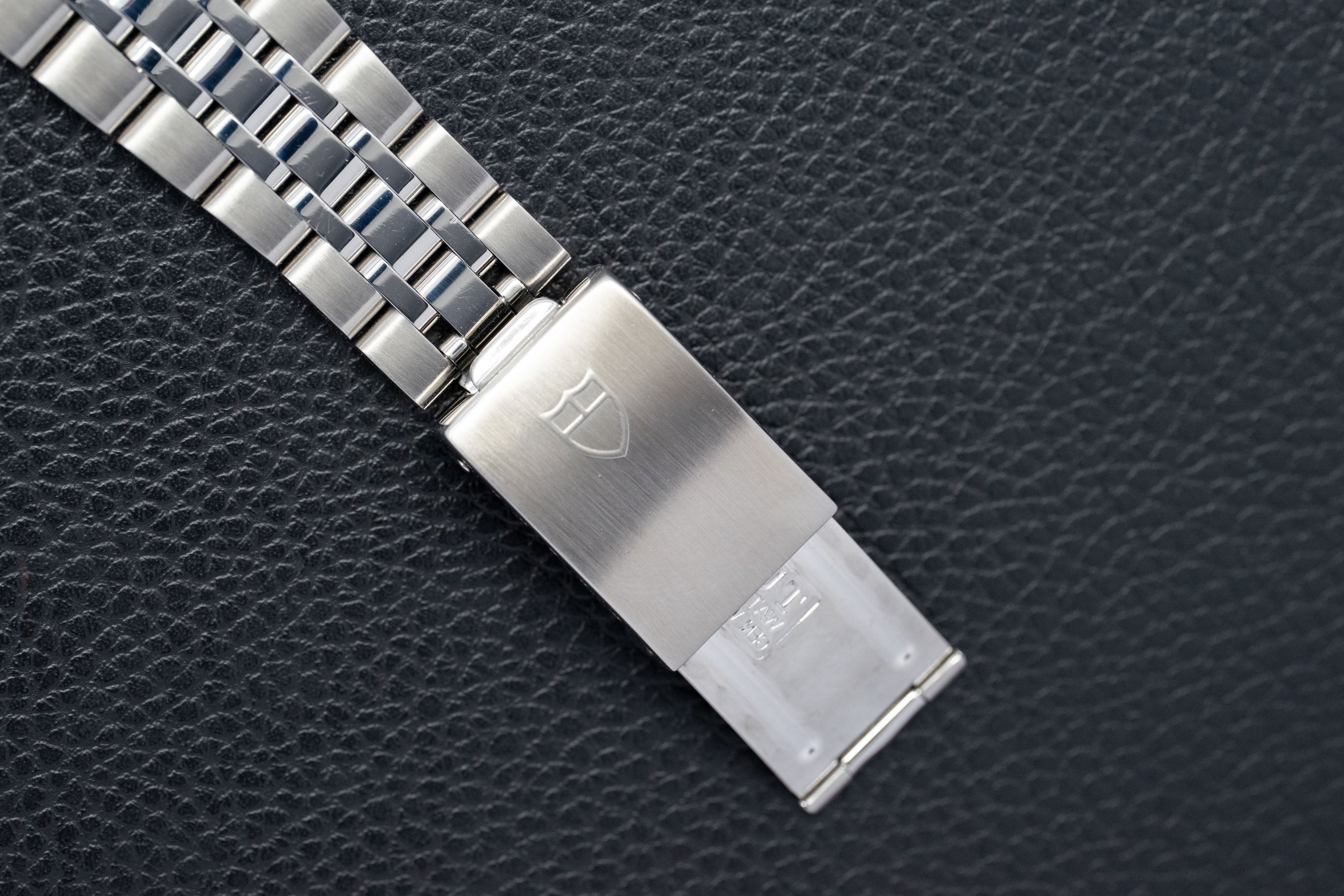 Tudor Date-Day 76200 Black Dial 2010 Papers