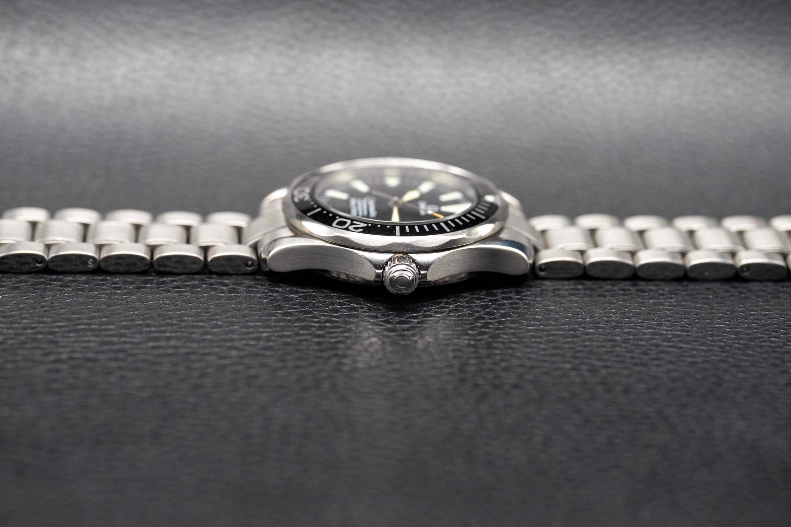 Omega Seamaster 300 2252.50 Black Dial 2006