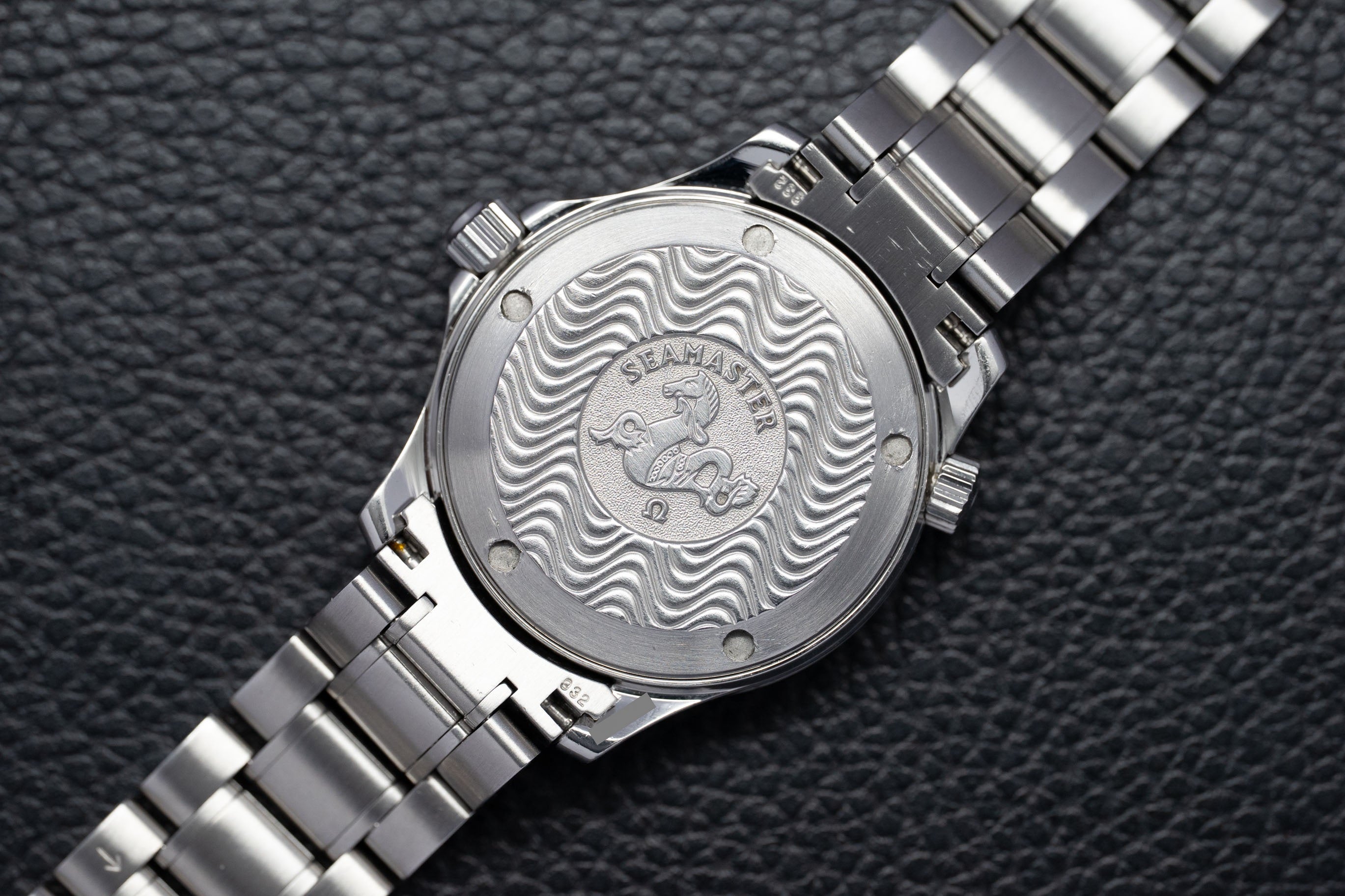 Omega Seamaster 300 2252.50 Black Dial 2006