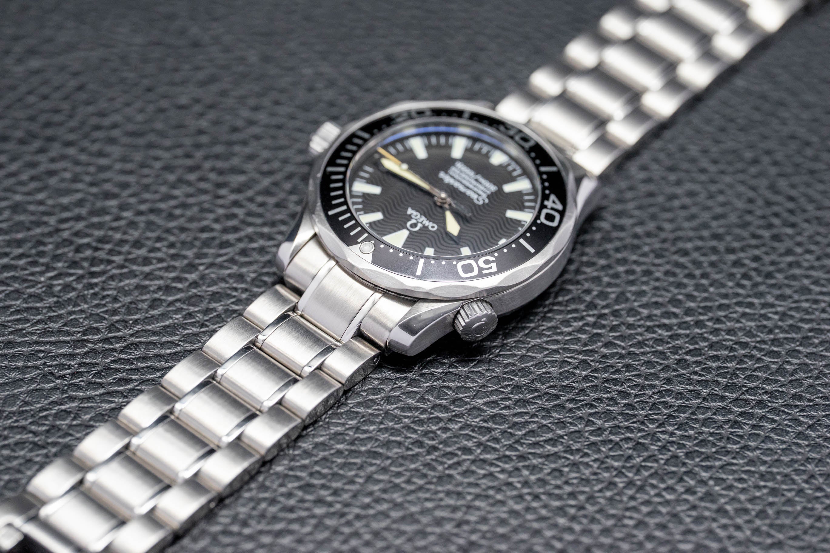 Omega Seamaster 300 2252.50 Black Dial 2006