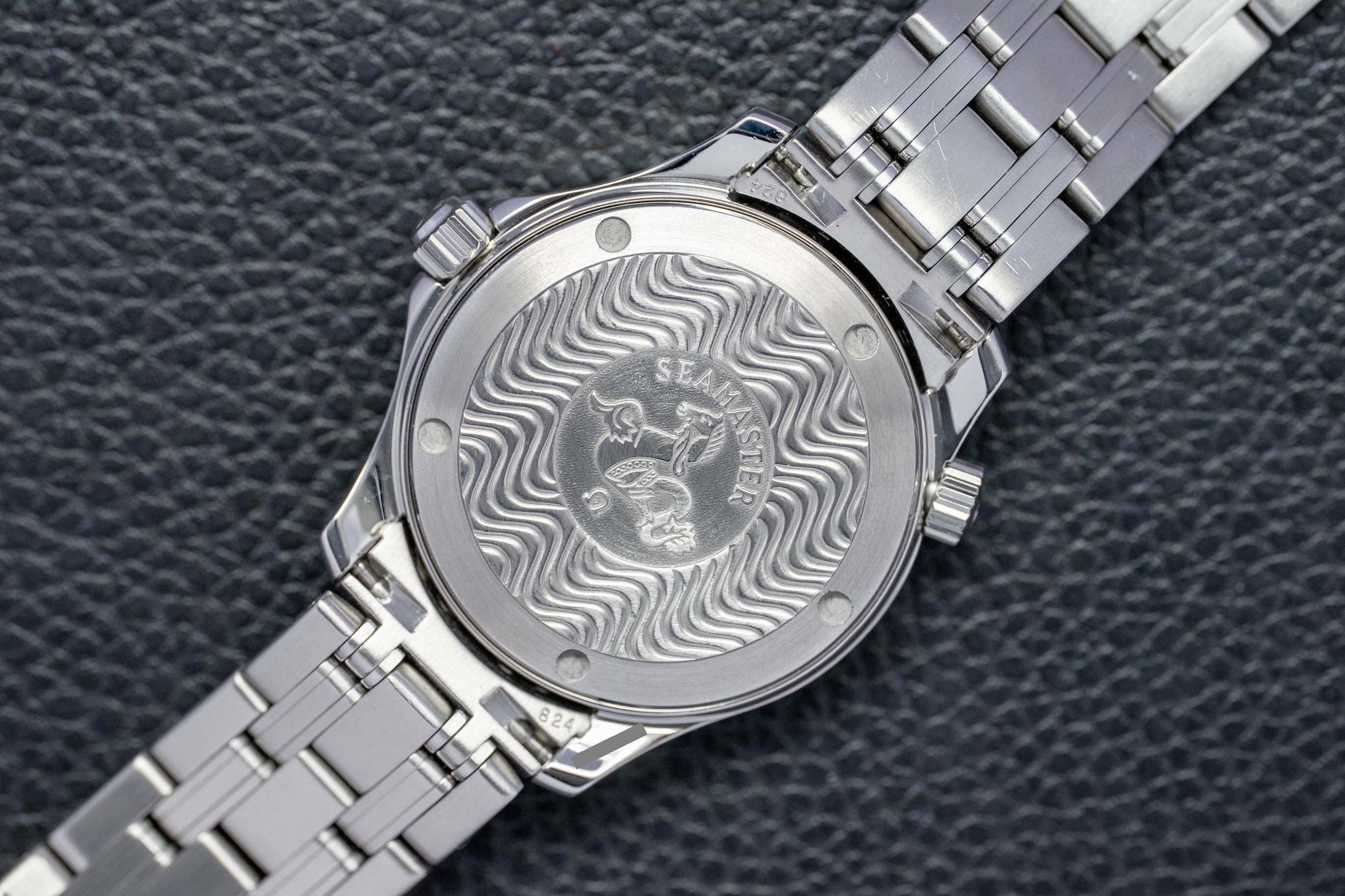 Omega Seamaster 300 2561.80 Blue Dial 1995