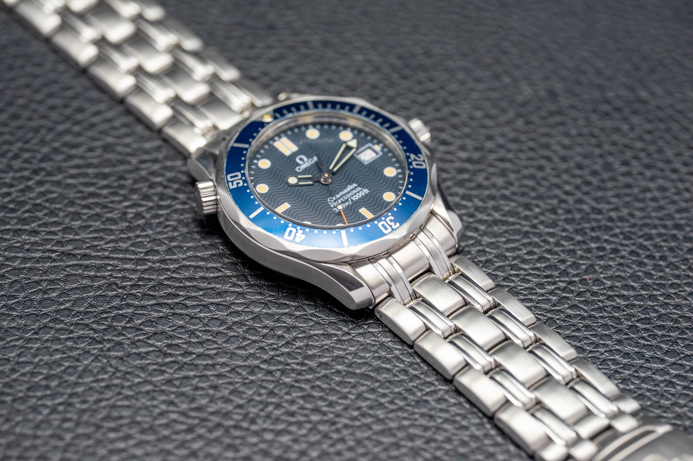 Omega Seamaster 300 2561.80 Blue Dial 1995