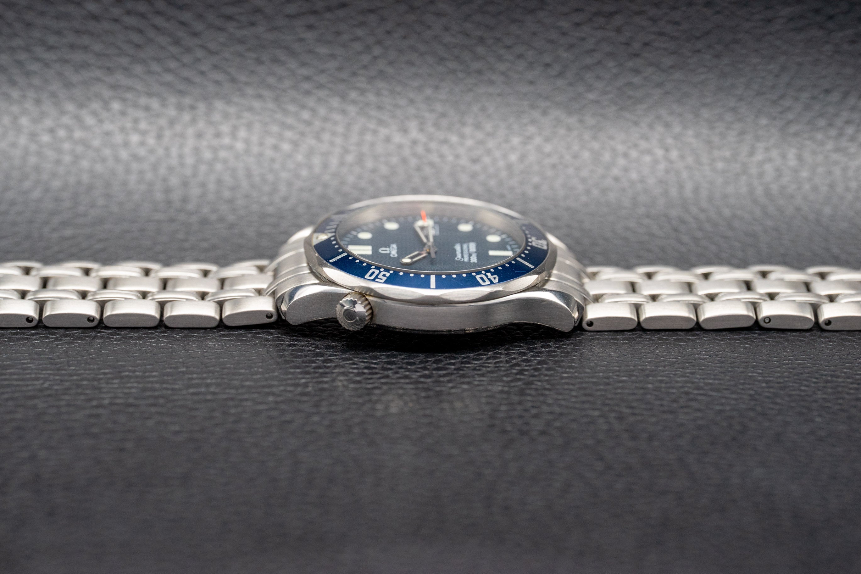 Omega Seamaster Diver 300 2541.80 Blue Dial 1998