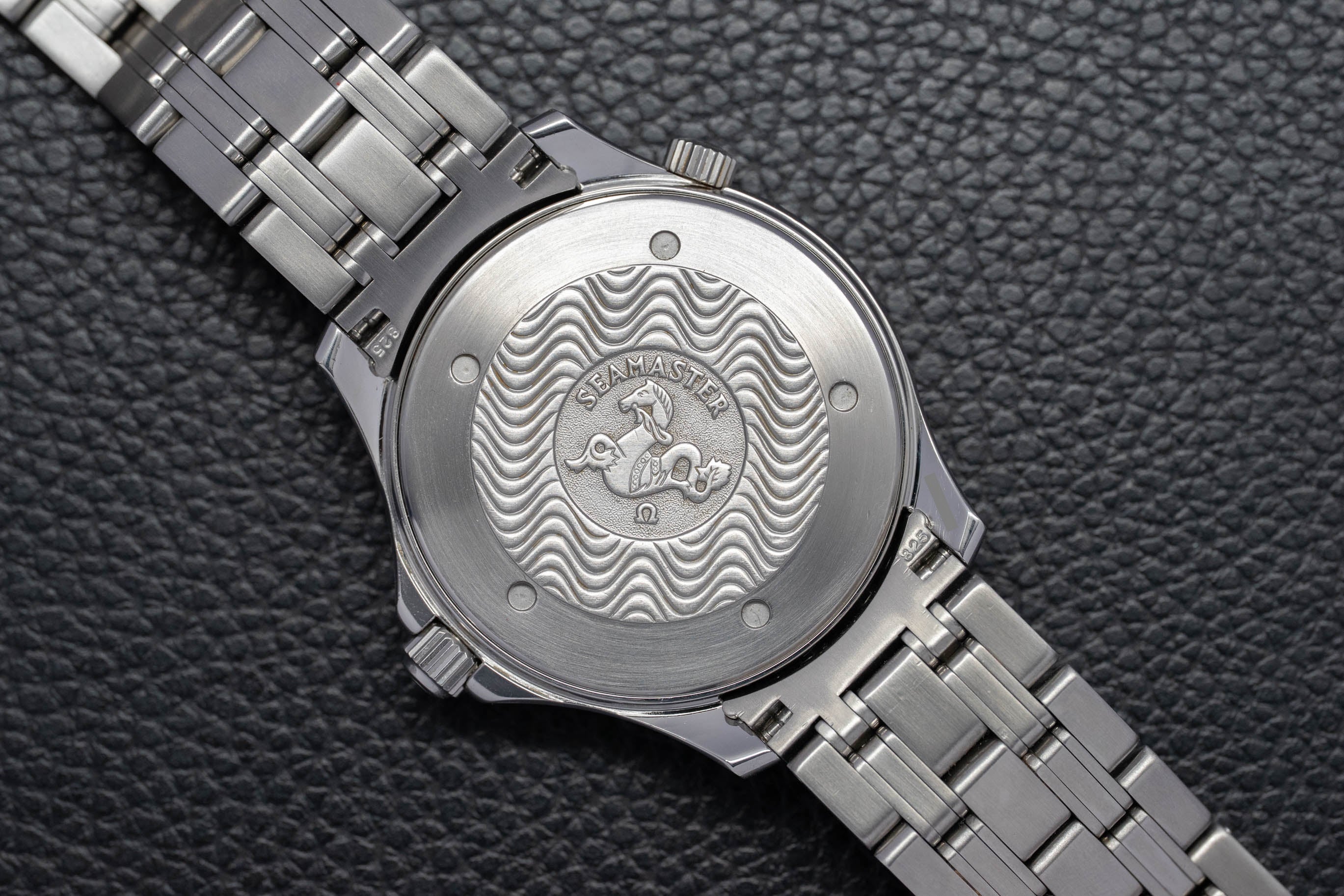 Omega Seamaster Diver 300 2541.80 Blue Dial 1998