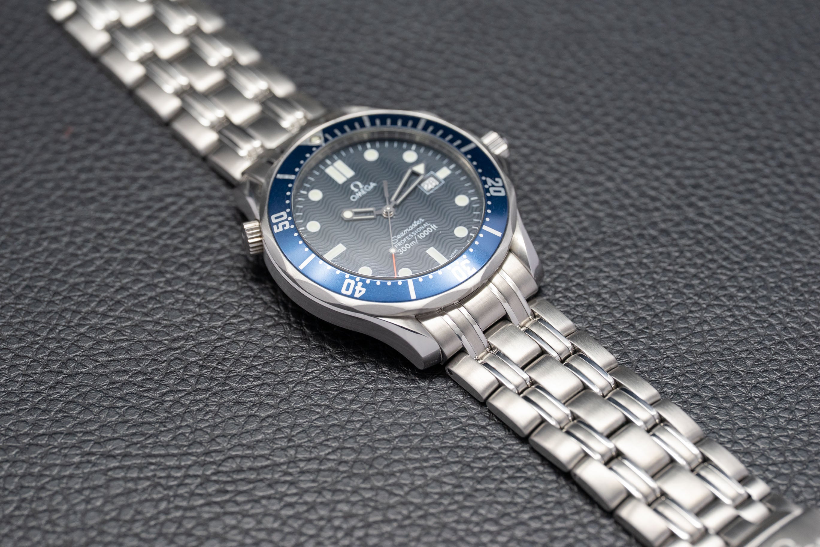 Omega Seamaster Diver 300 2541.80 Blue Dial 1998