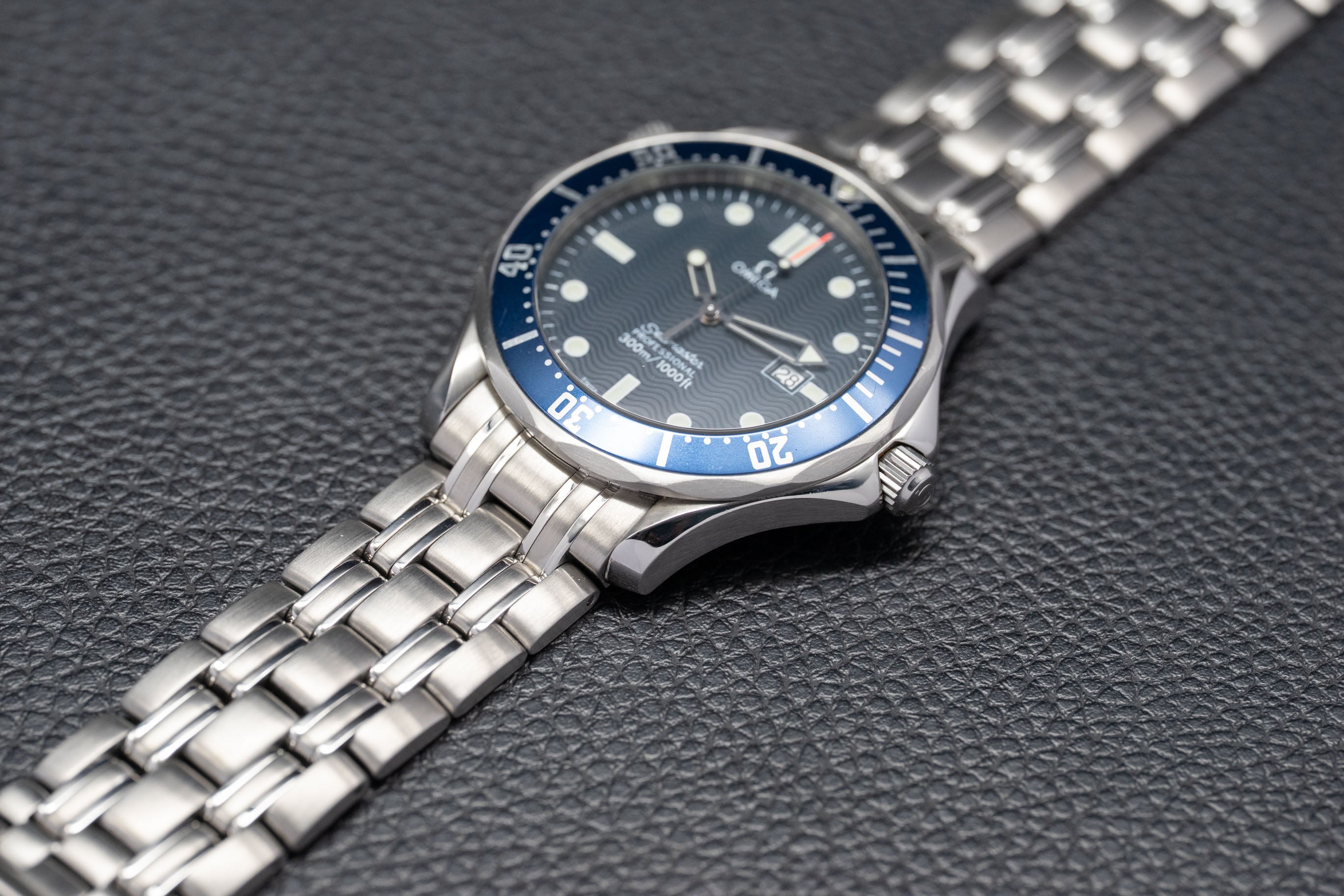 Omega Seamaster Diver 300 2541.80 Blue Dial 1998