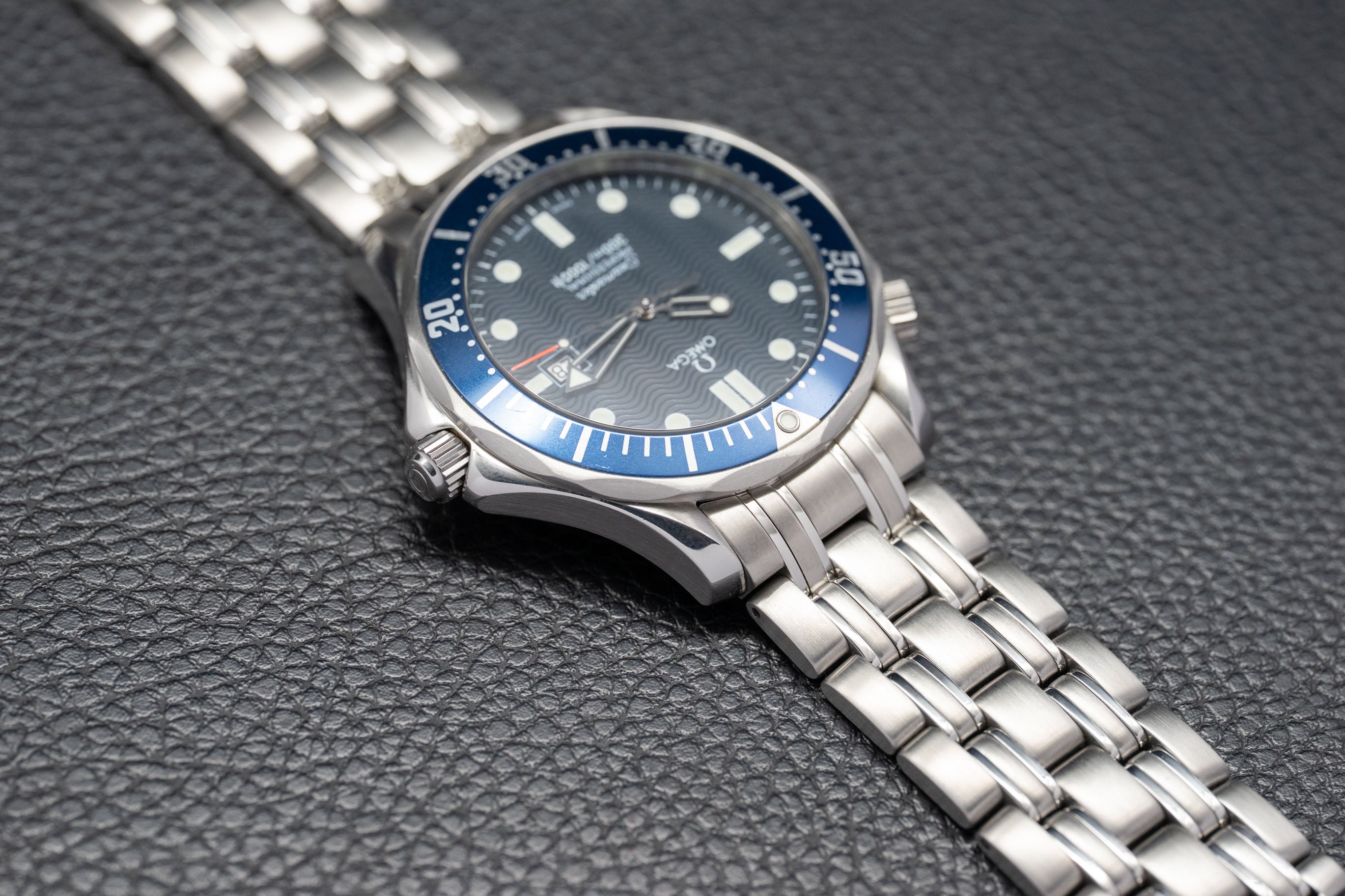 Omega Seamaster Diver 300 2541.80 Blue Dial 1998