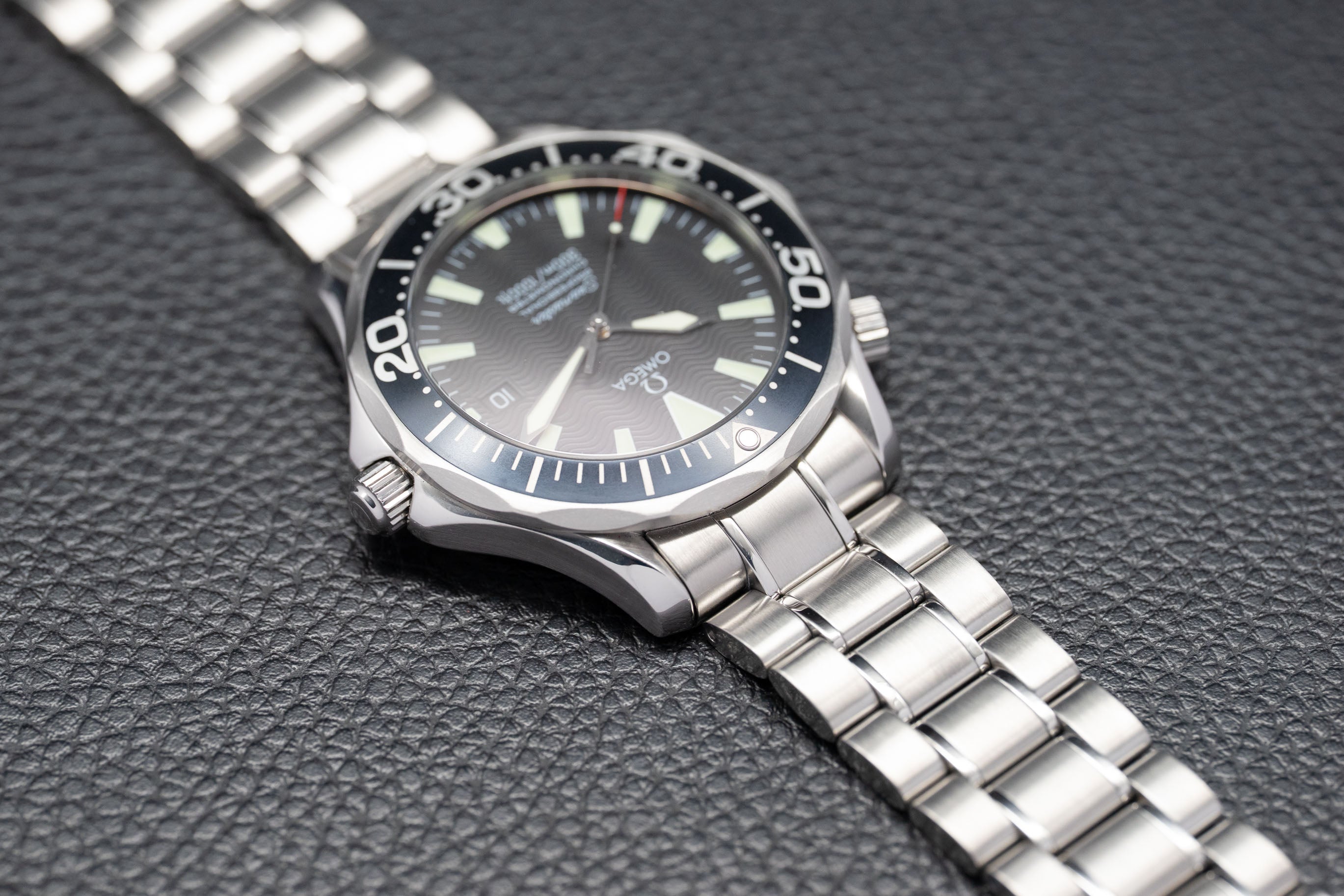 Omega Seamaster Diver 300 2254.50 Black Dial 2006