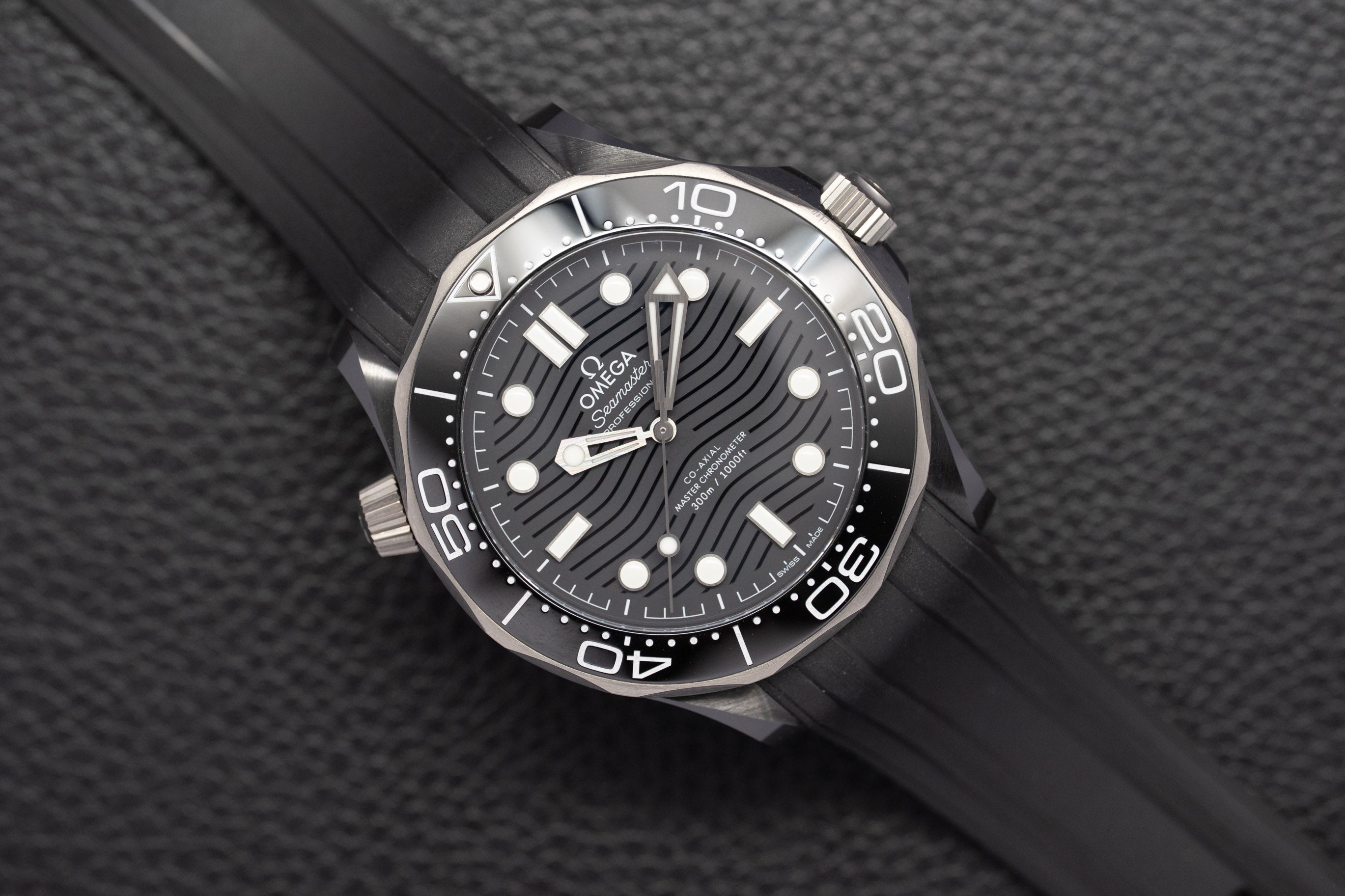 Omega Seamaster Planet Ocean Deep Black 210.92.44.20.01.001 Fullset 2022 Box+Papers