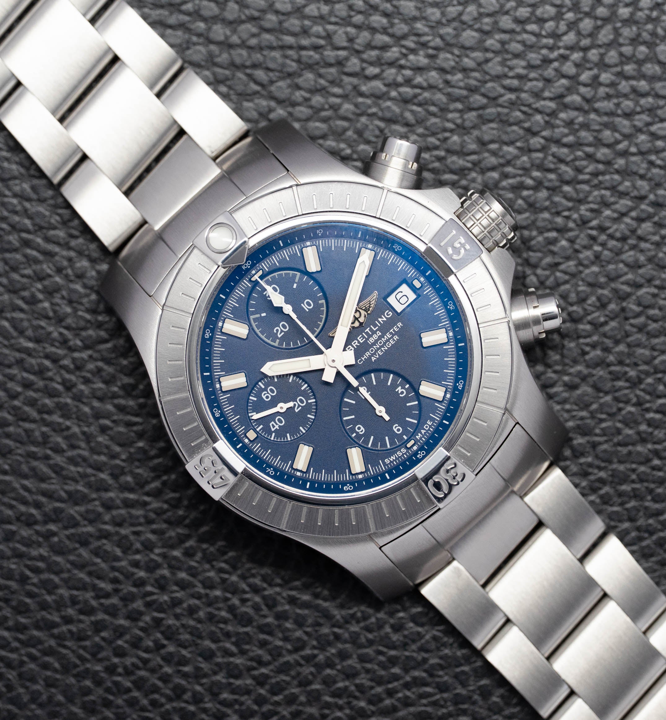 Breitling Avenger Chronograph A13385 Fullset 2020 Box+Papers