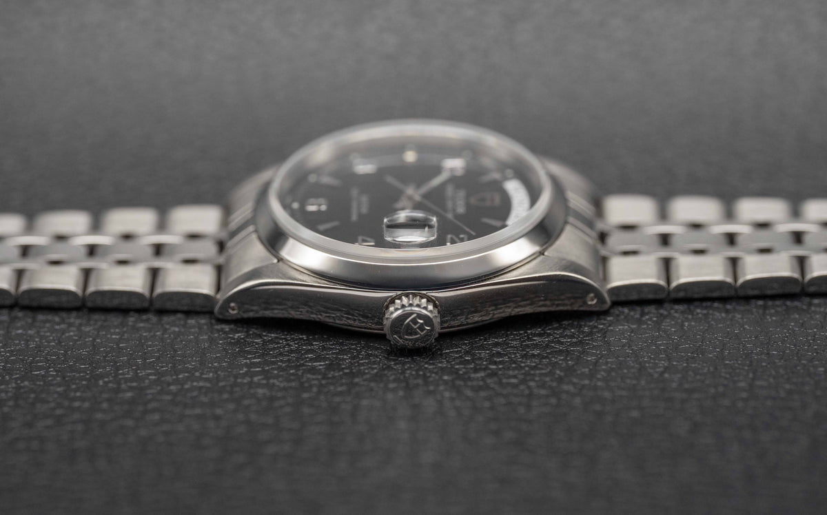 Tudor Date-Day 76200 Black Dial 2003 Papers