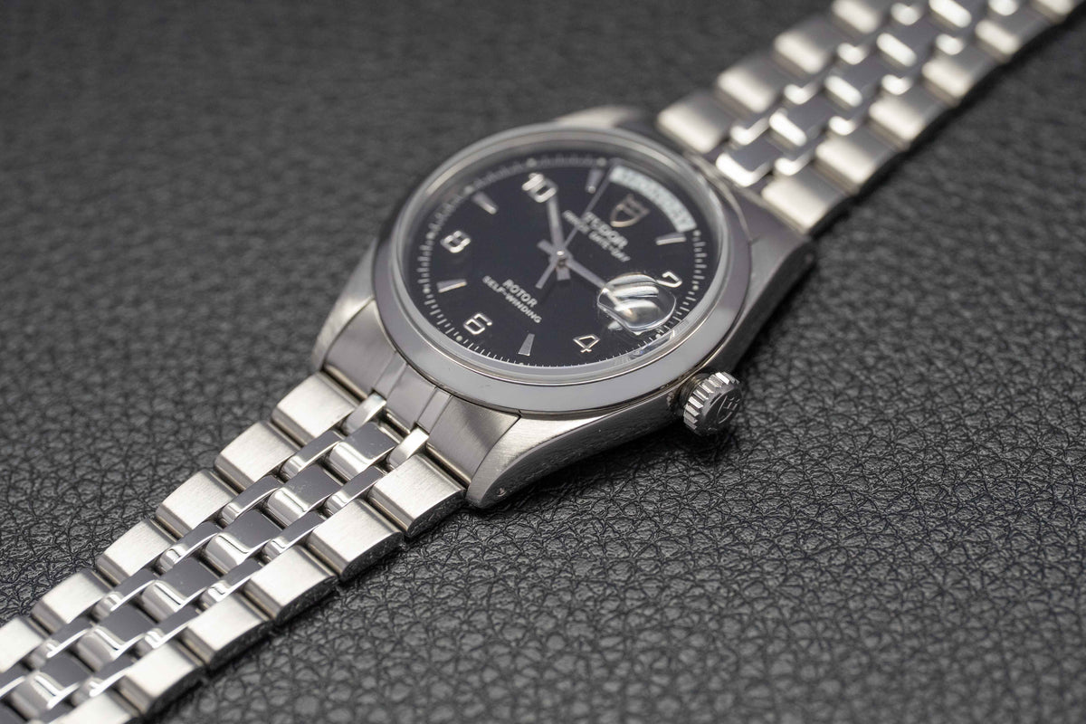 Tudor Date-Day 76200 Black Dial 2003 Papers