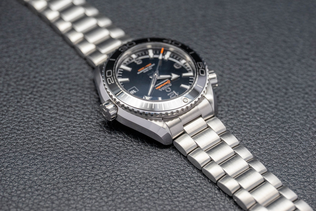 Omega Seamaster Planet Ocean 215.30.44.21.01.001 Fullset 2018 Box+Papers