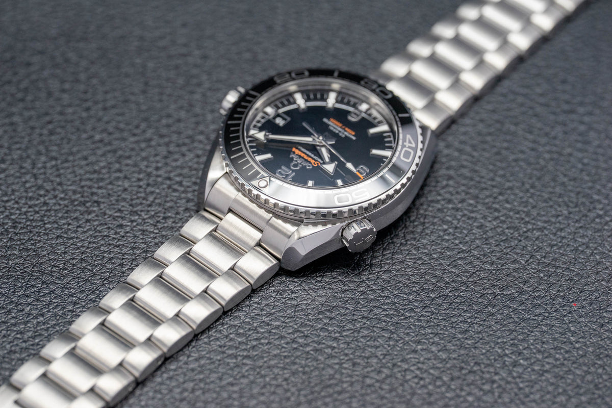 Omega Seamaster Planet Ocean 215.30.44.21.01.001 Fullset 2018 Box+Papers