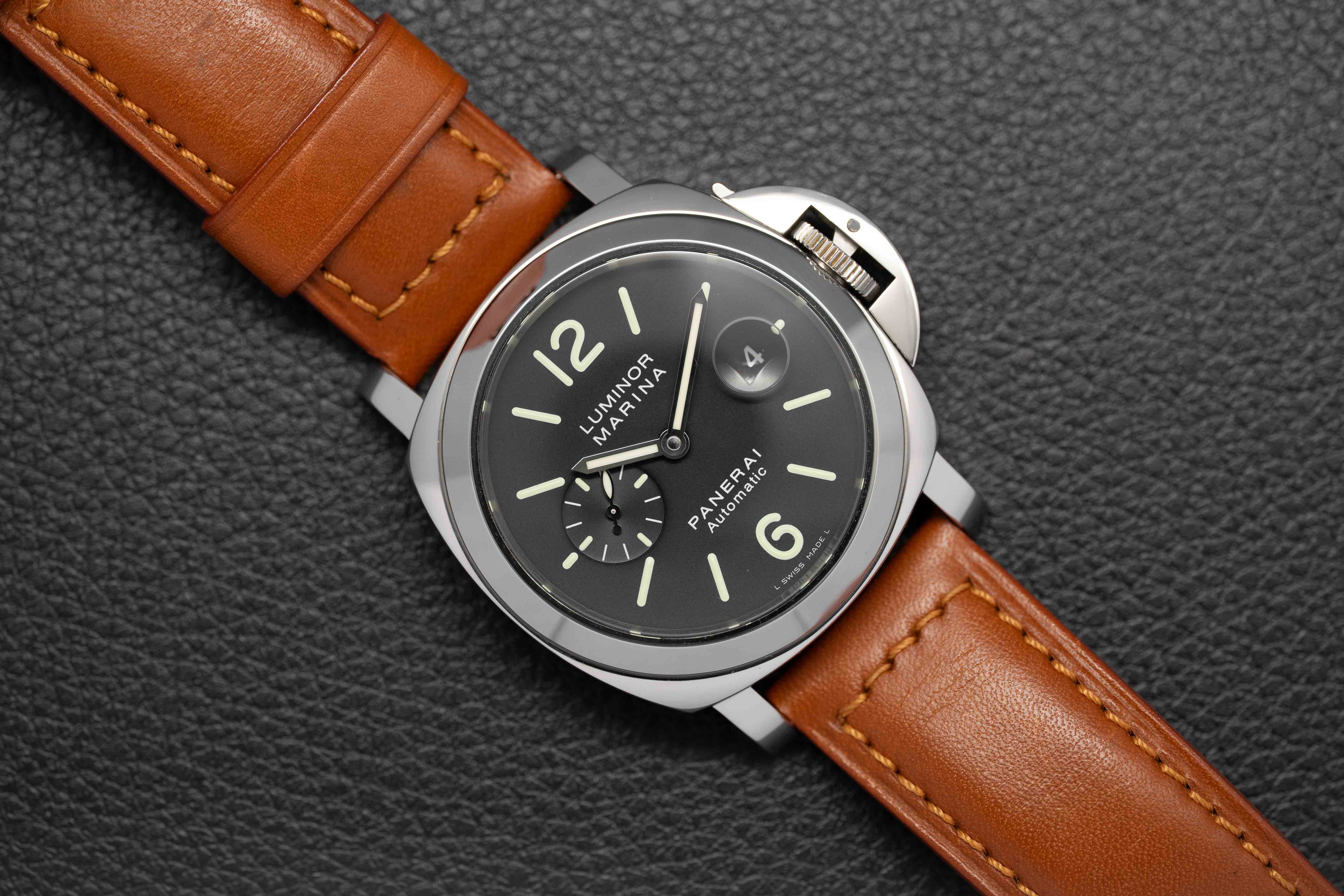 Panerai Luminor Base PAM00104 Fullset 2005 Box+Papers