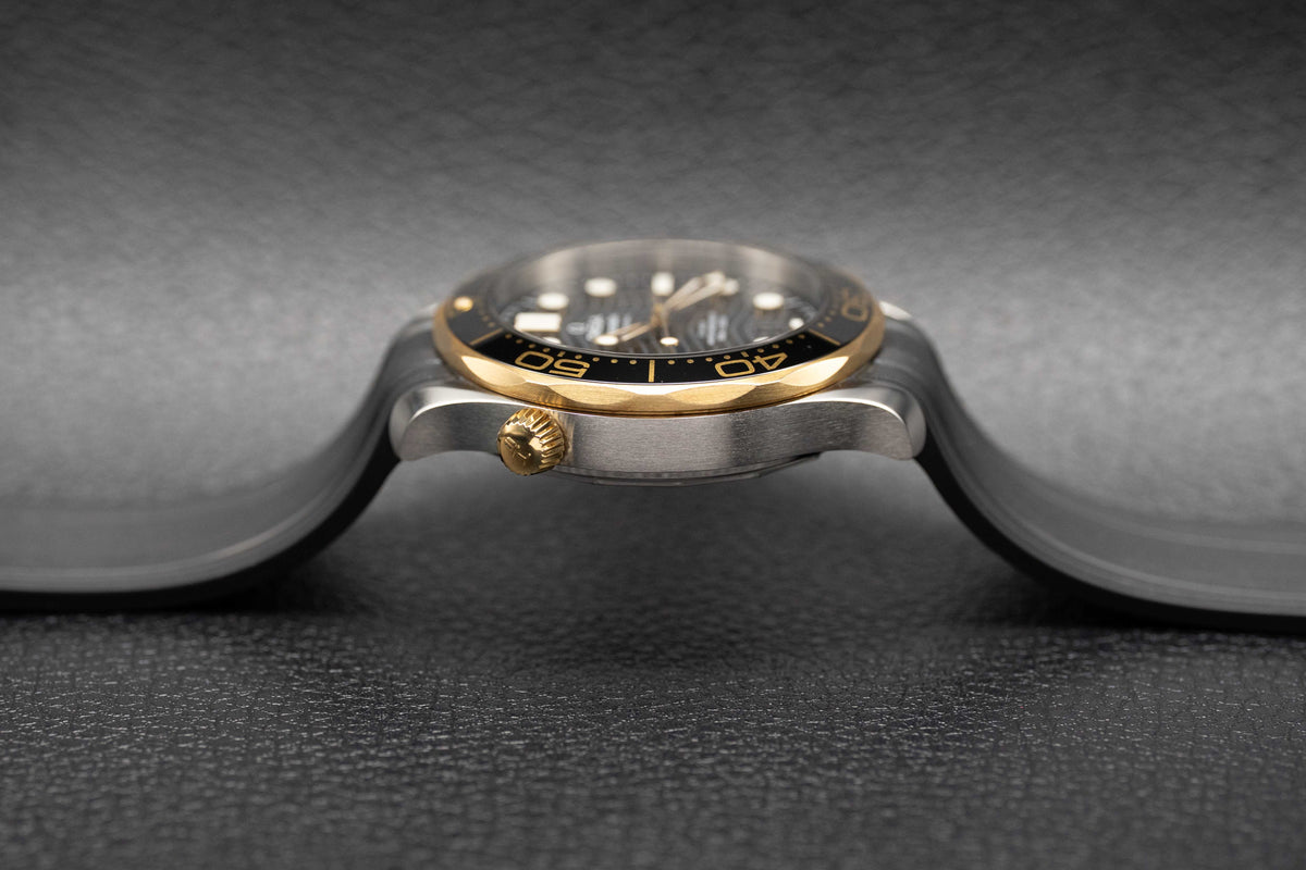 Omega Seamaster Diver 300 210.22.42.20.01.001 Fullset 2020 Box+Papers