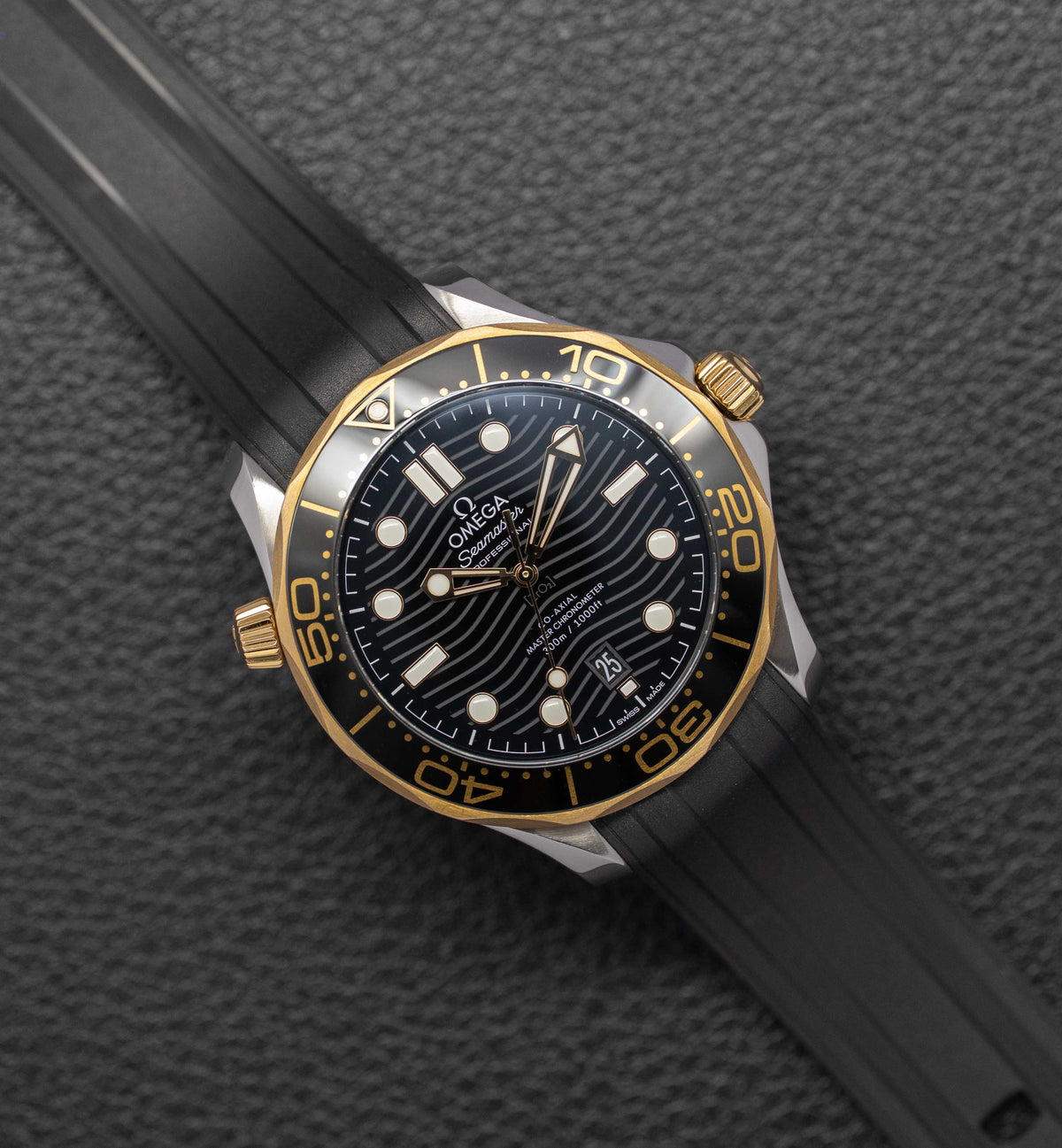 Omega Seamaster Diver 300 210.22.42.20.01.001 Fullset 2020 Box+Papers