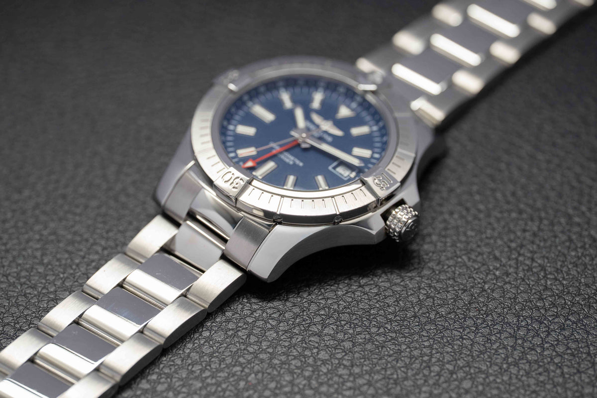 Breitling Avenger GMT II A32395 Fullset 2021 Box+Papers