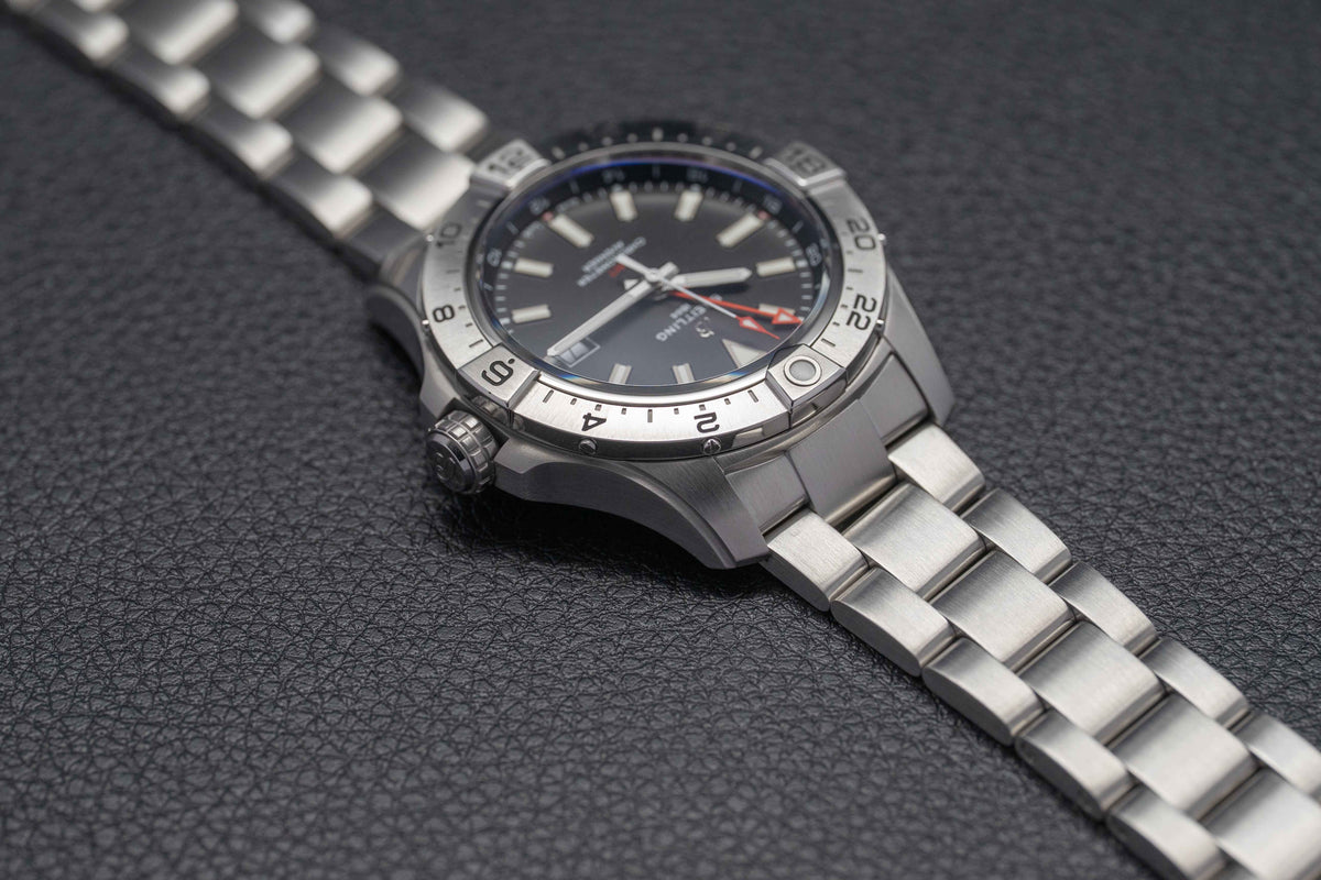 Breitling Avenger GMT 44 A32320 Fullset 2026 Box+Papers